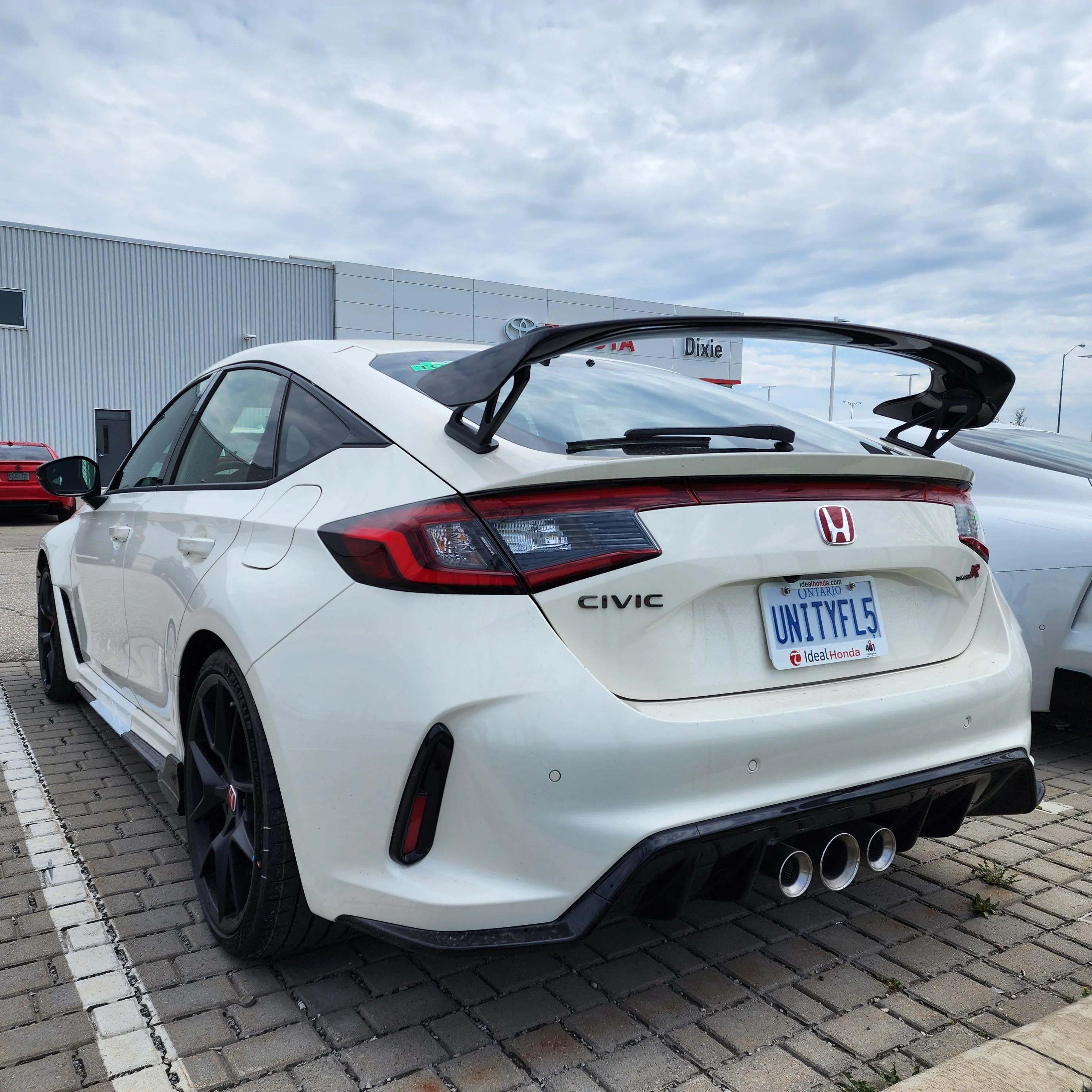 11th Gen Honda Civic Post your FL5 Civic Type R delivery pics! 🙌 📸 20230420_123350