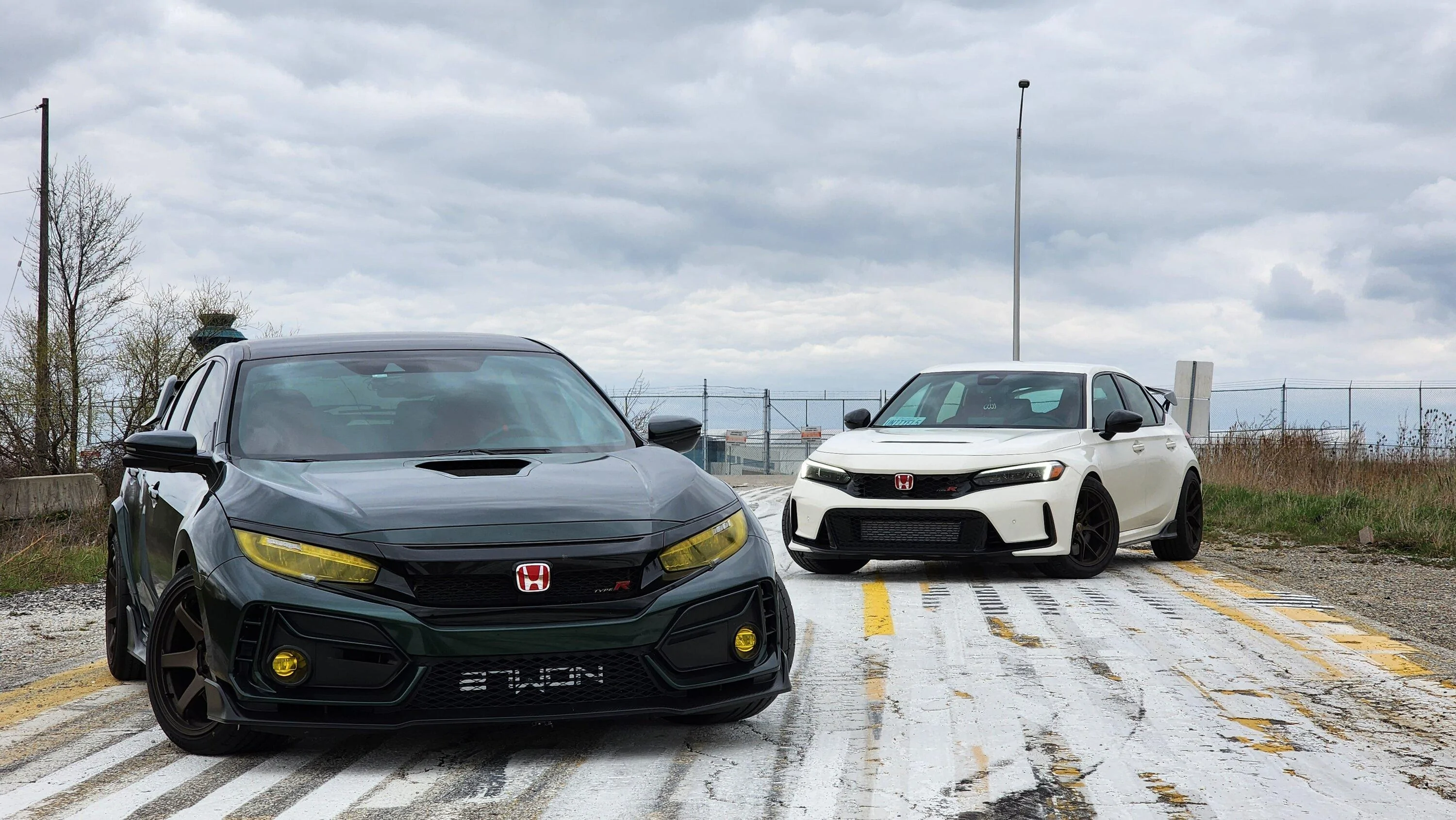 11th Gen Honda Civic Canadian dealer asked what colour Type R I want 20230423_145717