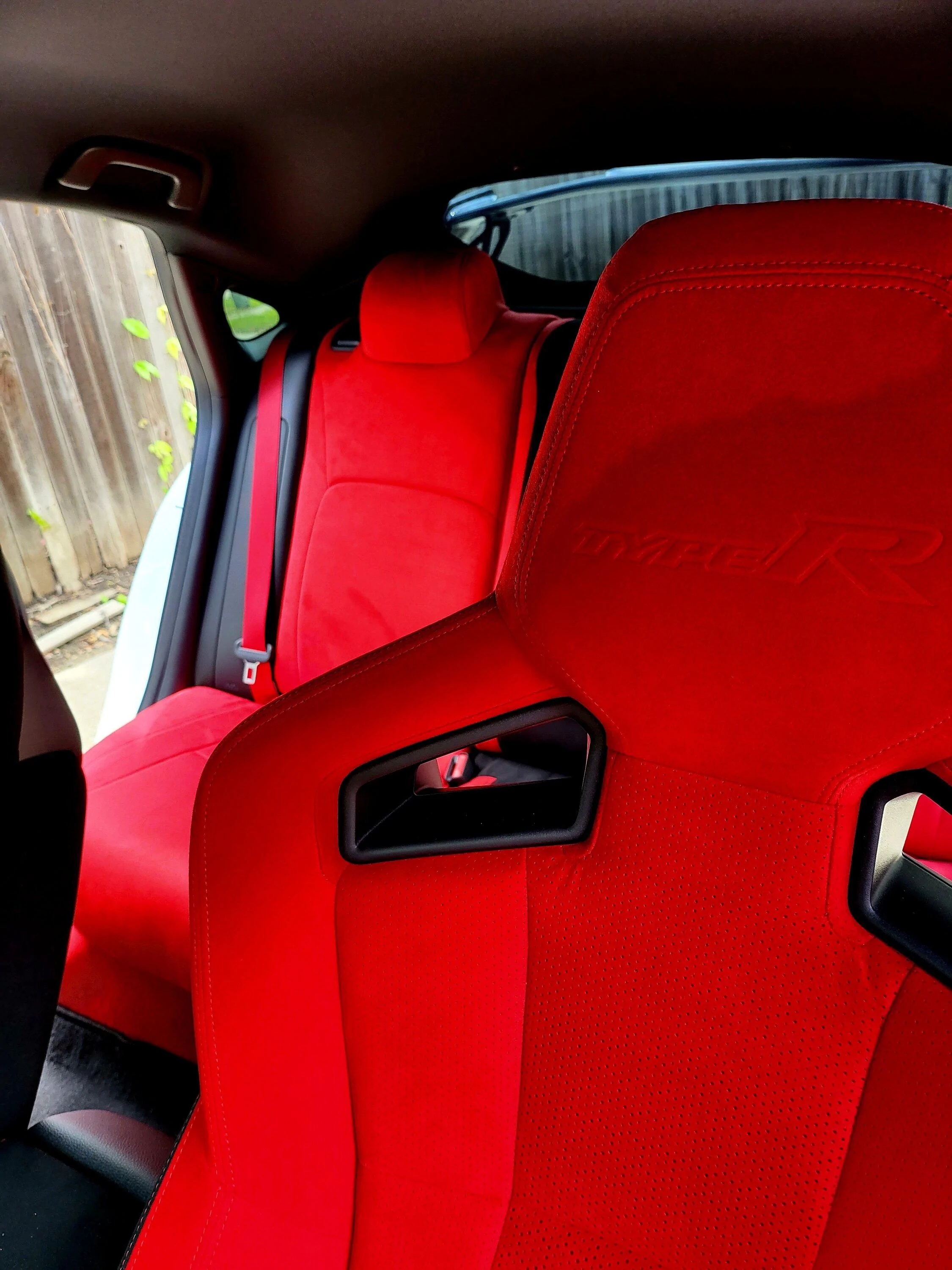 11th Gen Honda Civic Too many materials in the US FL5’s interior 20230429_122426