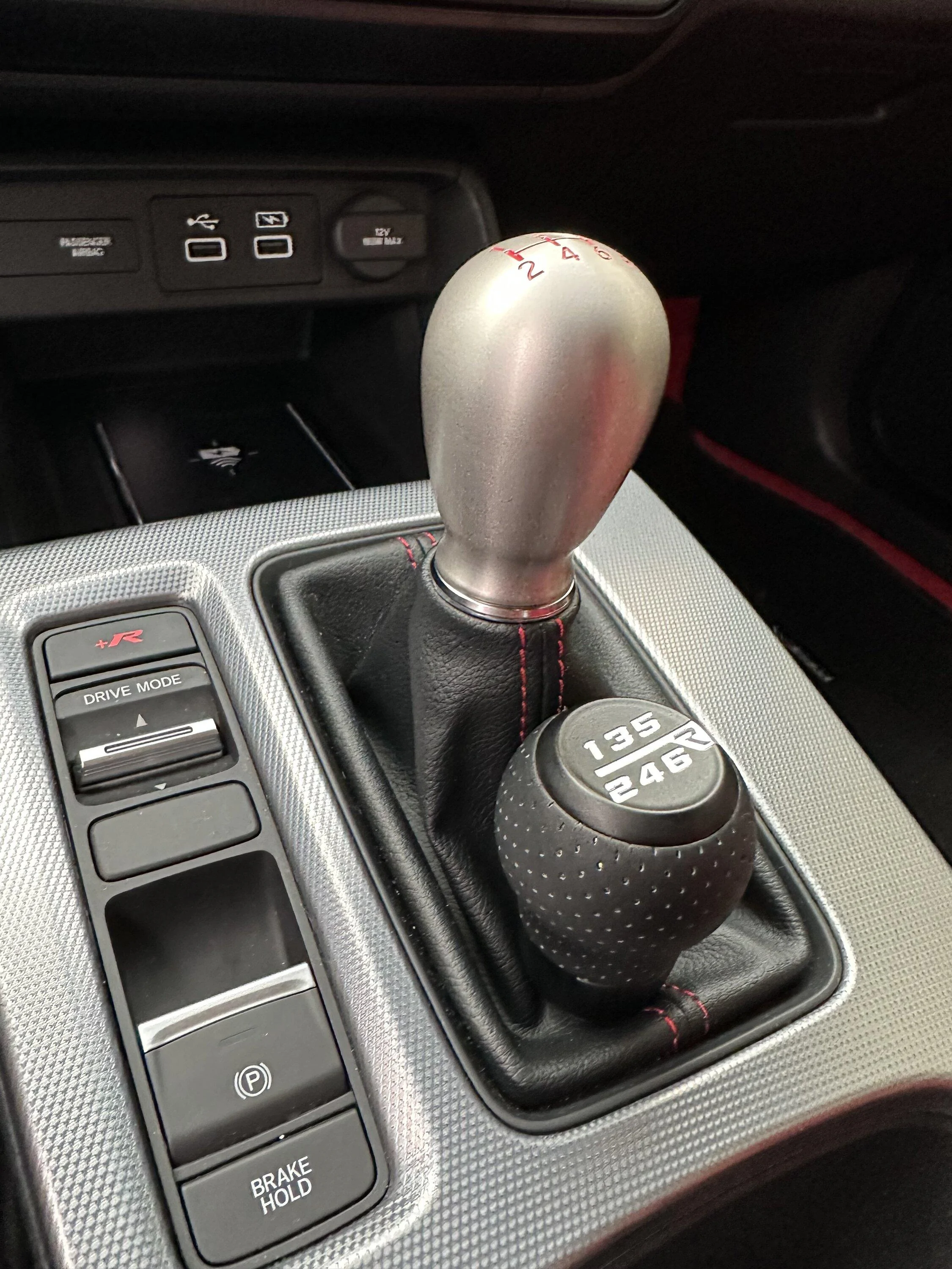 11th Gen Honda Civic Shift Knob installation on FL5R IMG_3082
