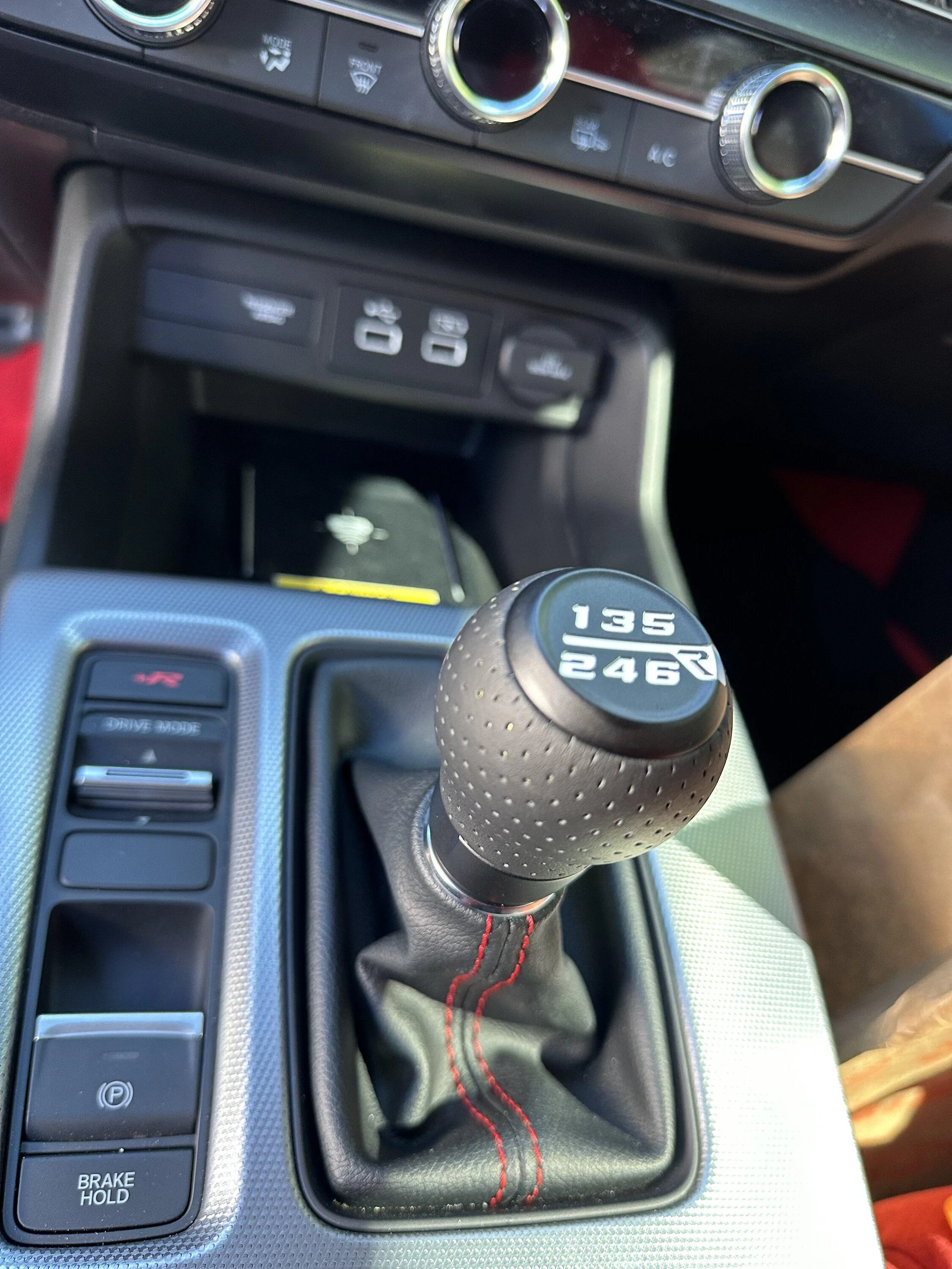 11th Gen Honda Civic Shift Knob installation on FL5R IMG_3175