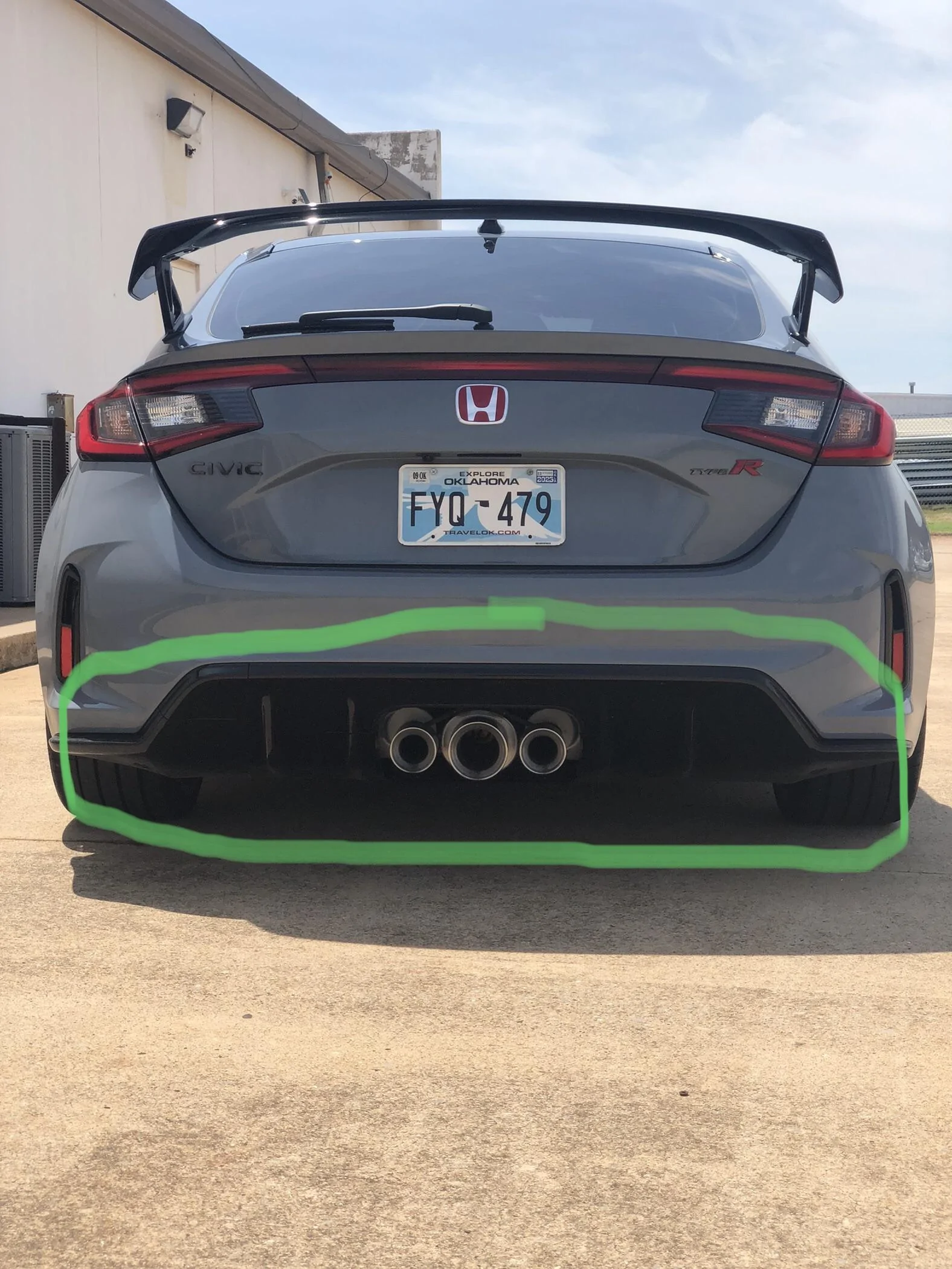 11th Gen Honda Civic Question about the rear diffuser on my FL5 IMG_5457