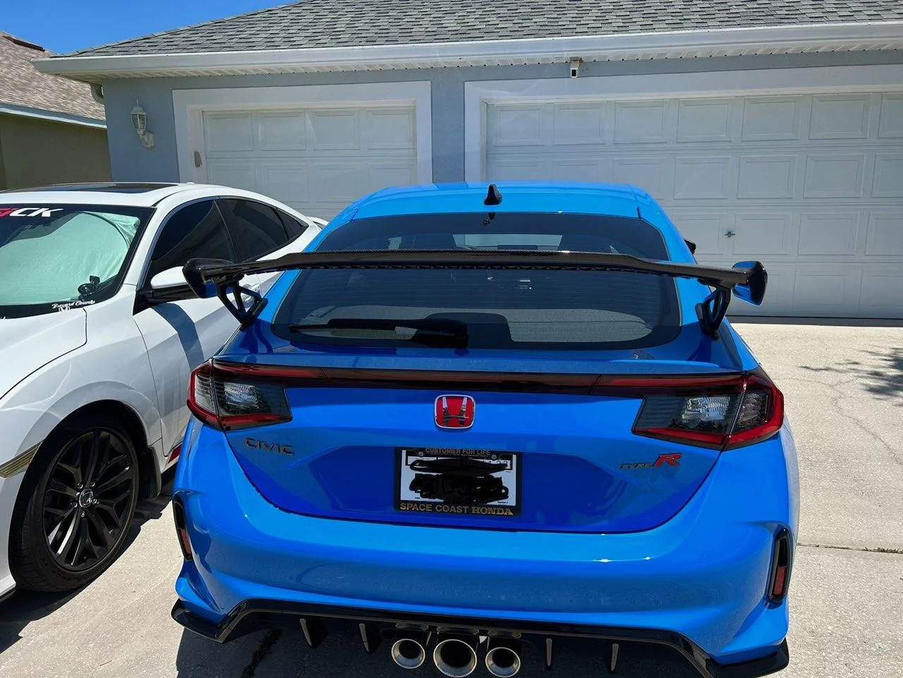 11th Gen Honda Civic Thoughts on the carbon fibre wing? IMG_1157