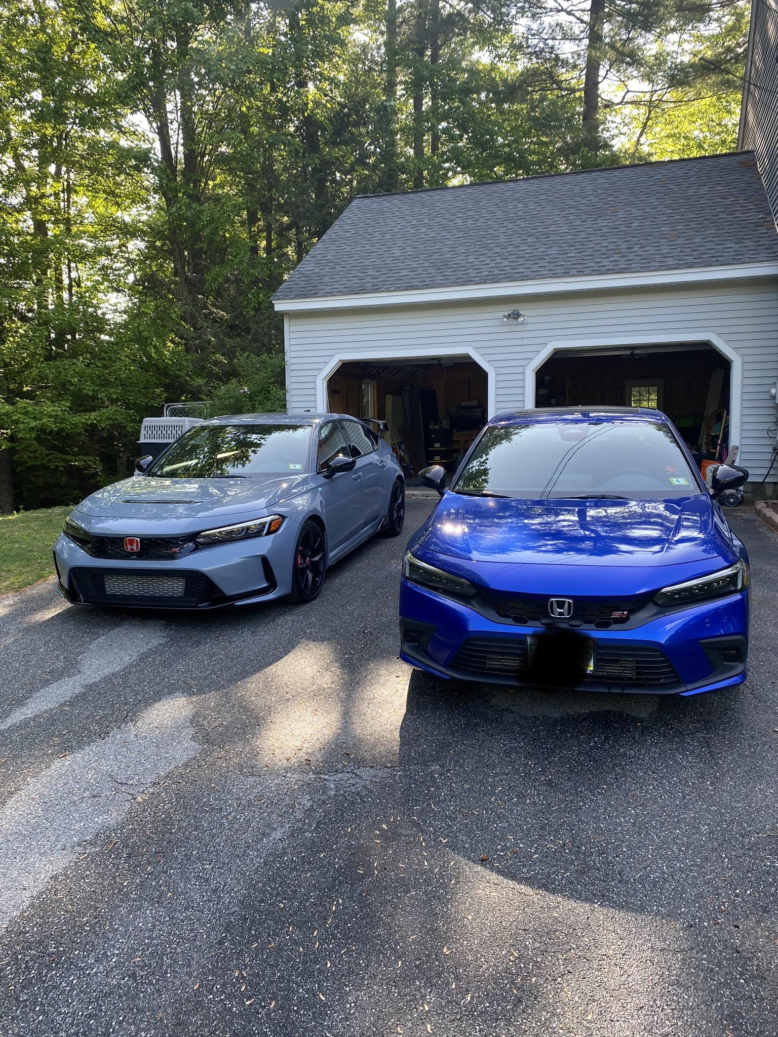 11th Gen Honda Civic Post your FL5 Civic Type R delivery pics! 🙌 📸 B42EB8D0-4FEA-4151-8D83-113BA0B4A029