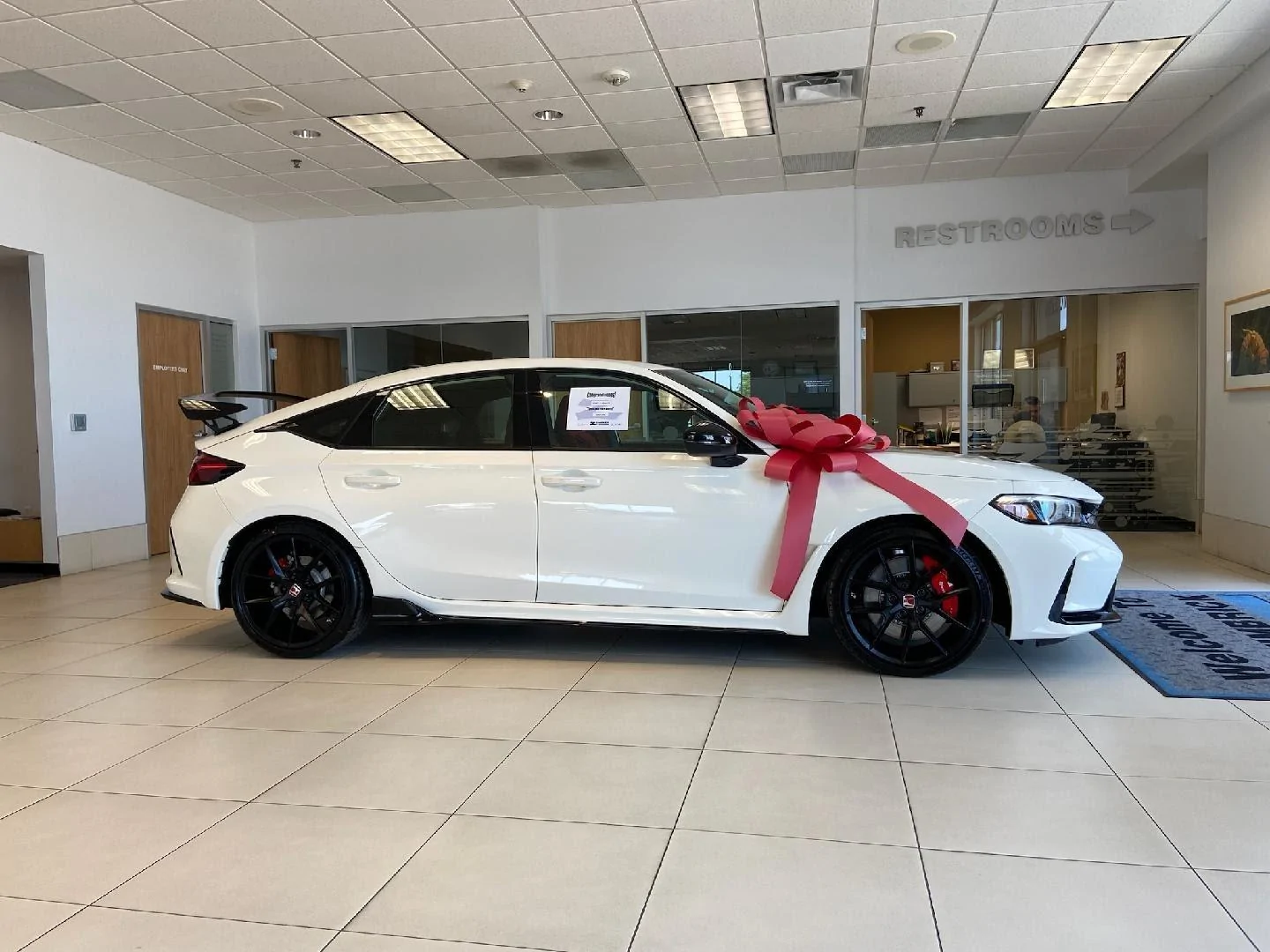 11th Gen Honda Civic Post your FL5 Civic Type R delivery pics! 🙌 📸 IMG_20230523_142013