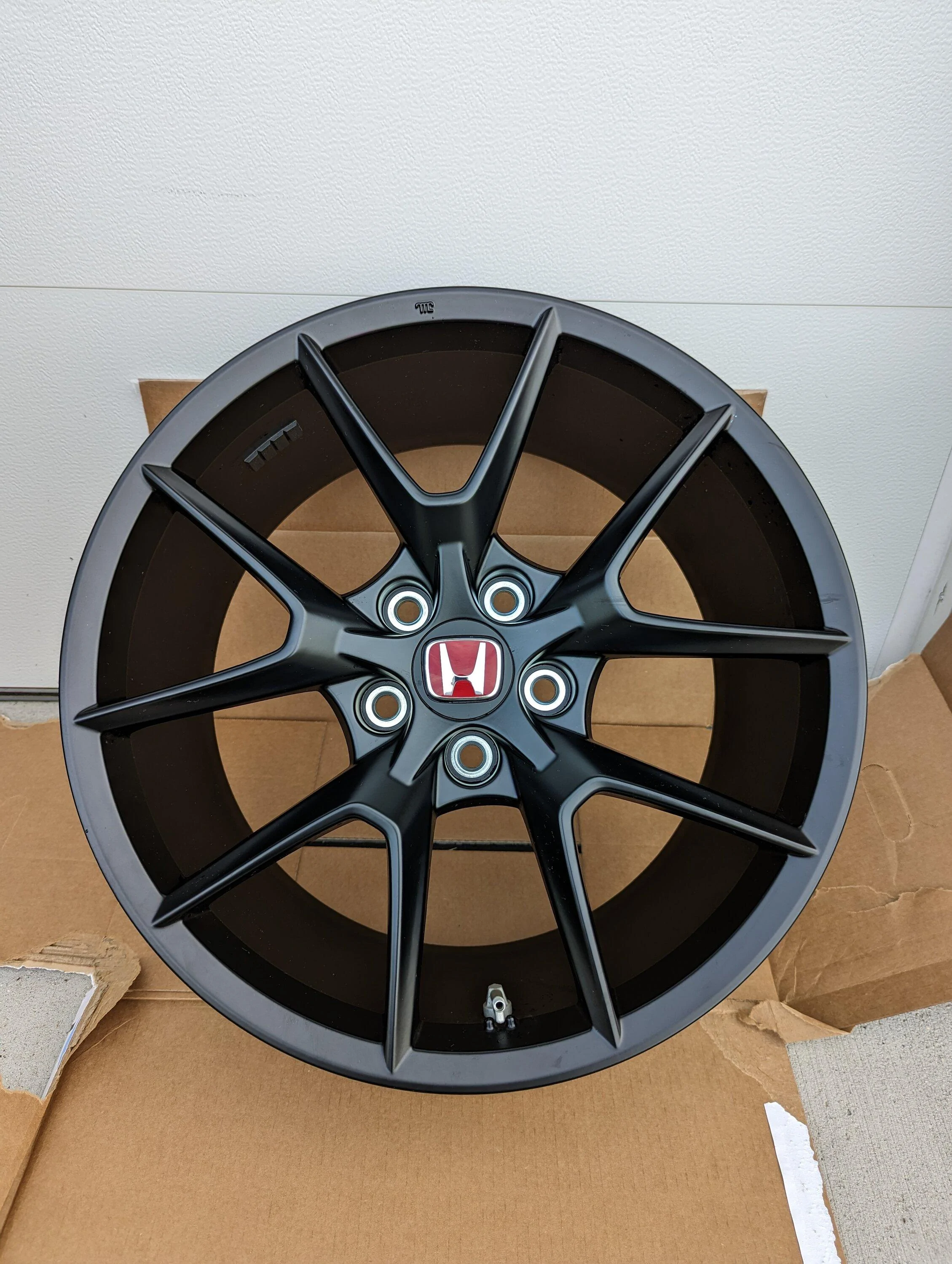 11th Gen Honda Civic OEM FL5 Wheels For Sale PXL_20230602_000222048