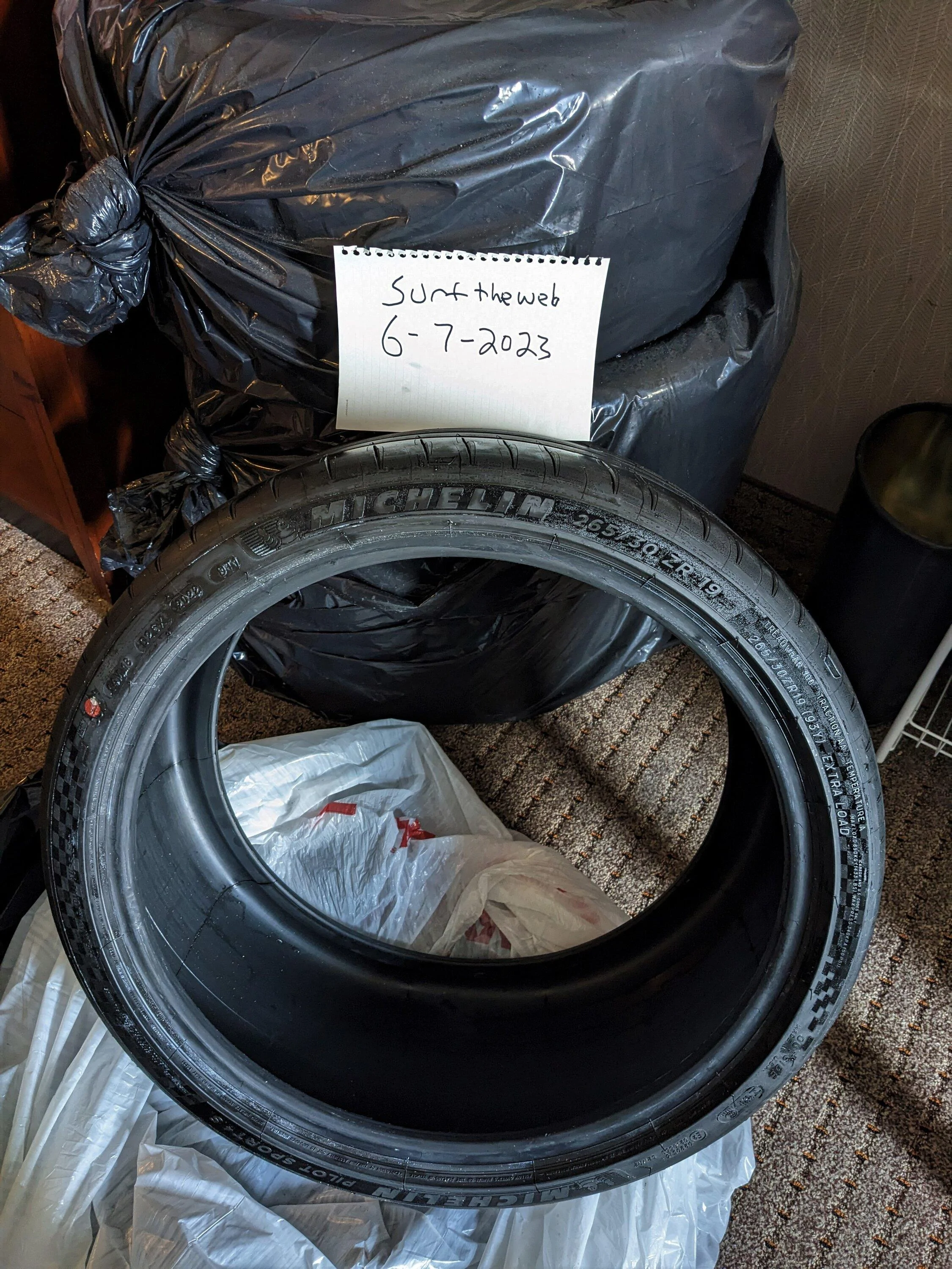 11th Gen Honda Civic SOLD - OEM FL5 Tires Michelin PS4S 265/30ZR19 LOW PRICE $750, UPDATED with pics! tires2_