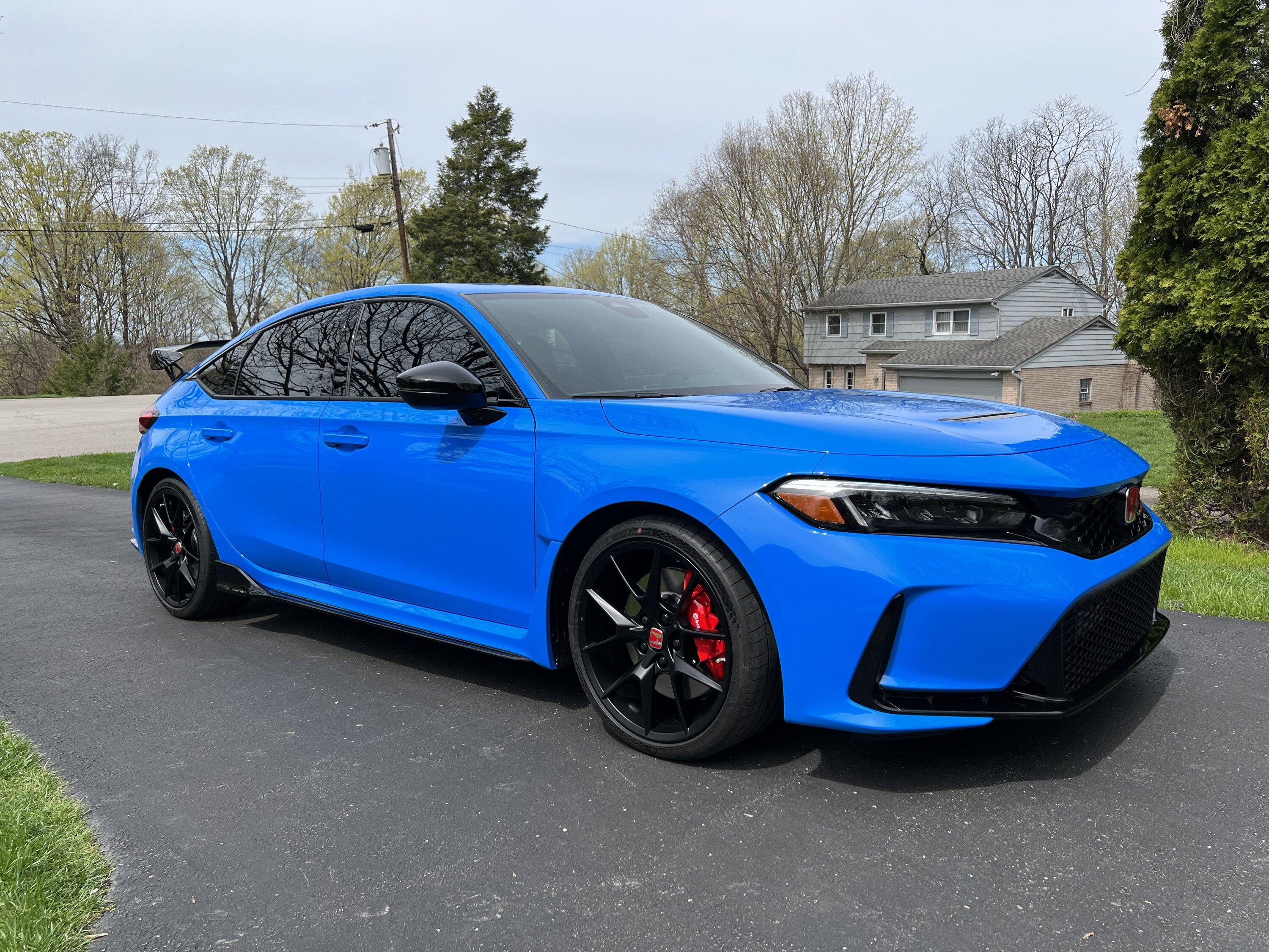 11th Gen Honda Civic Official BOOST BLUE FL5 Type R Photos Thread 70266782239__379FEAC3-A053-4BFF-AD64-B665A6C9B99A