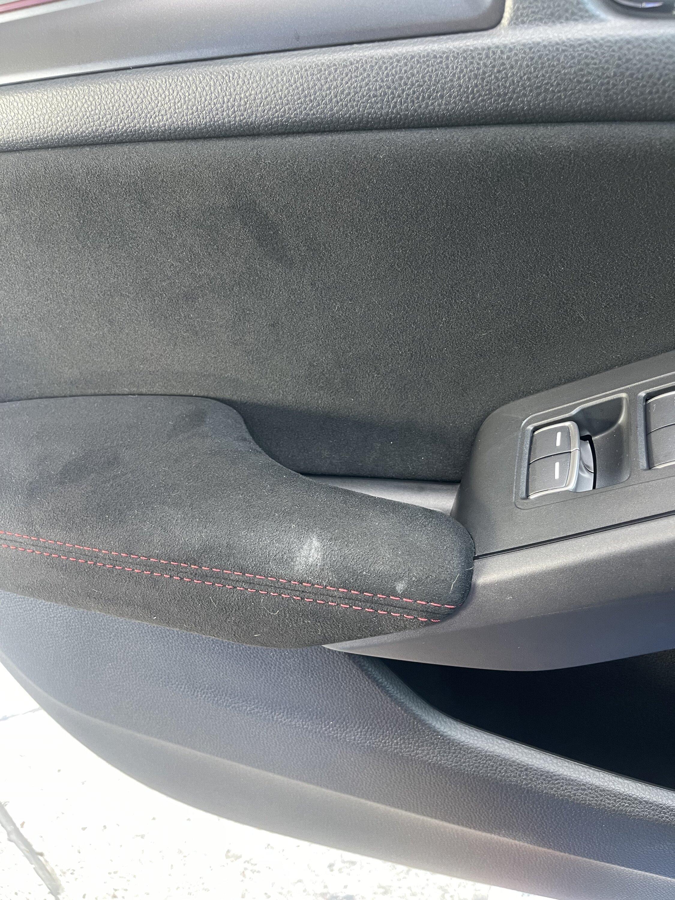11th Gen Honda Civic Armrest Issue, burnt?? IMG_8726