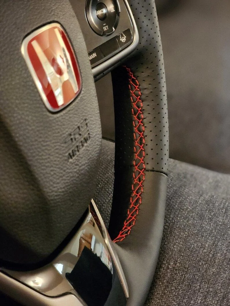 11th Gen Honda Civic Armrest Issue, burnt?? 20230615_140214