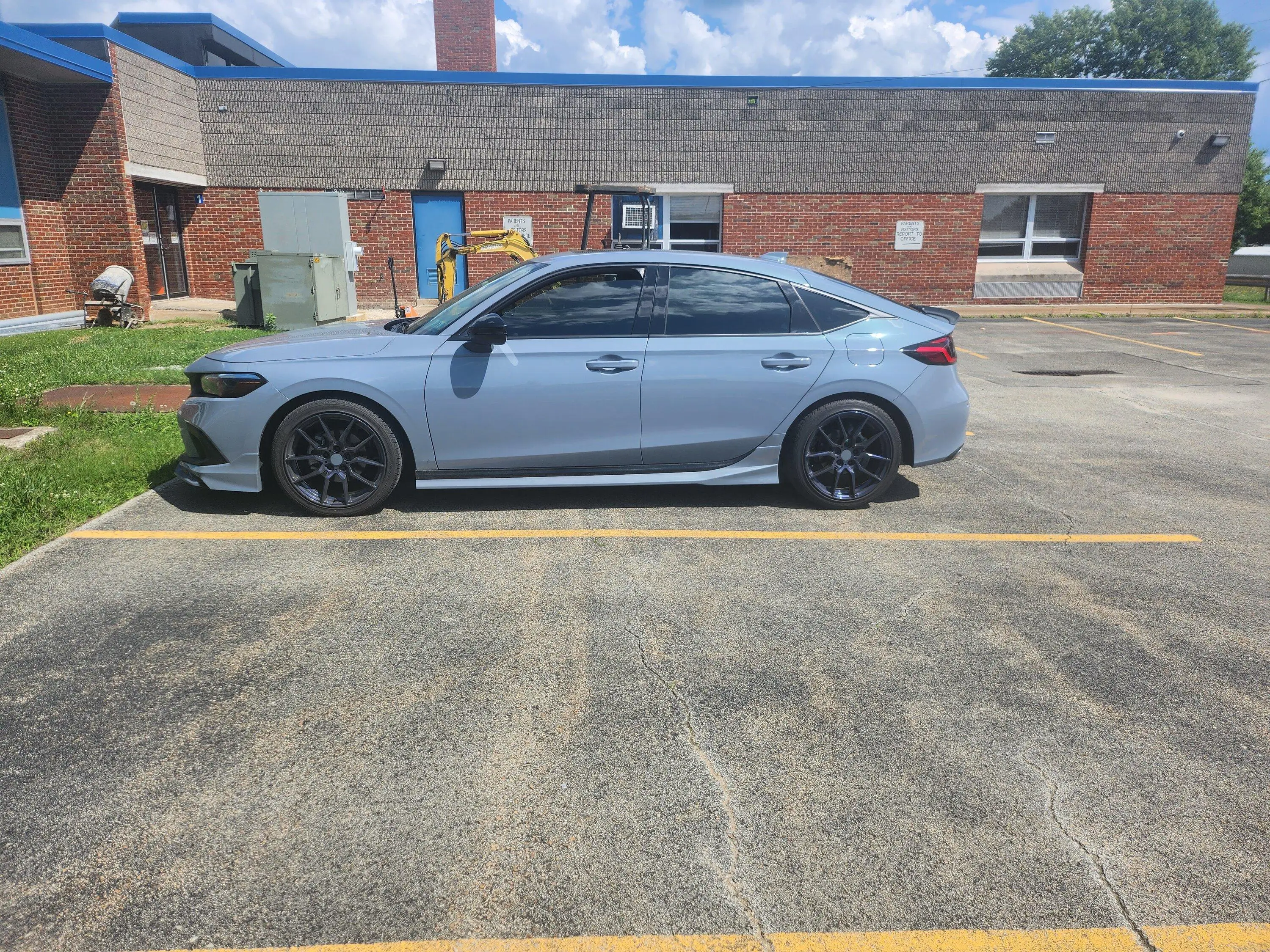 11th Gen Honda Civic New wheels + Yofer side skirts and bumper 20230705_155024