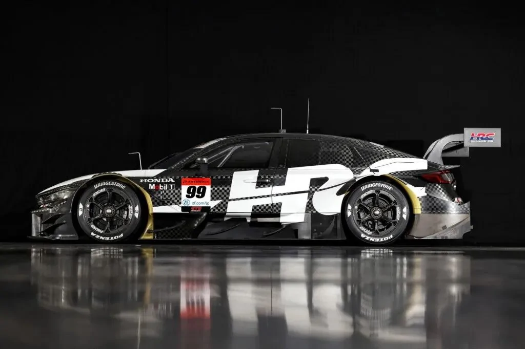 11th Gen Honda Civic Civic Type R-GT Revealed for Japan's Super GT Series (GT500 Class) 2023-honda-civic-type-r-gt-race-car-for-super-gt-series_100891924_l