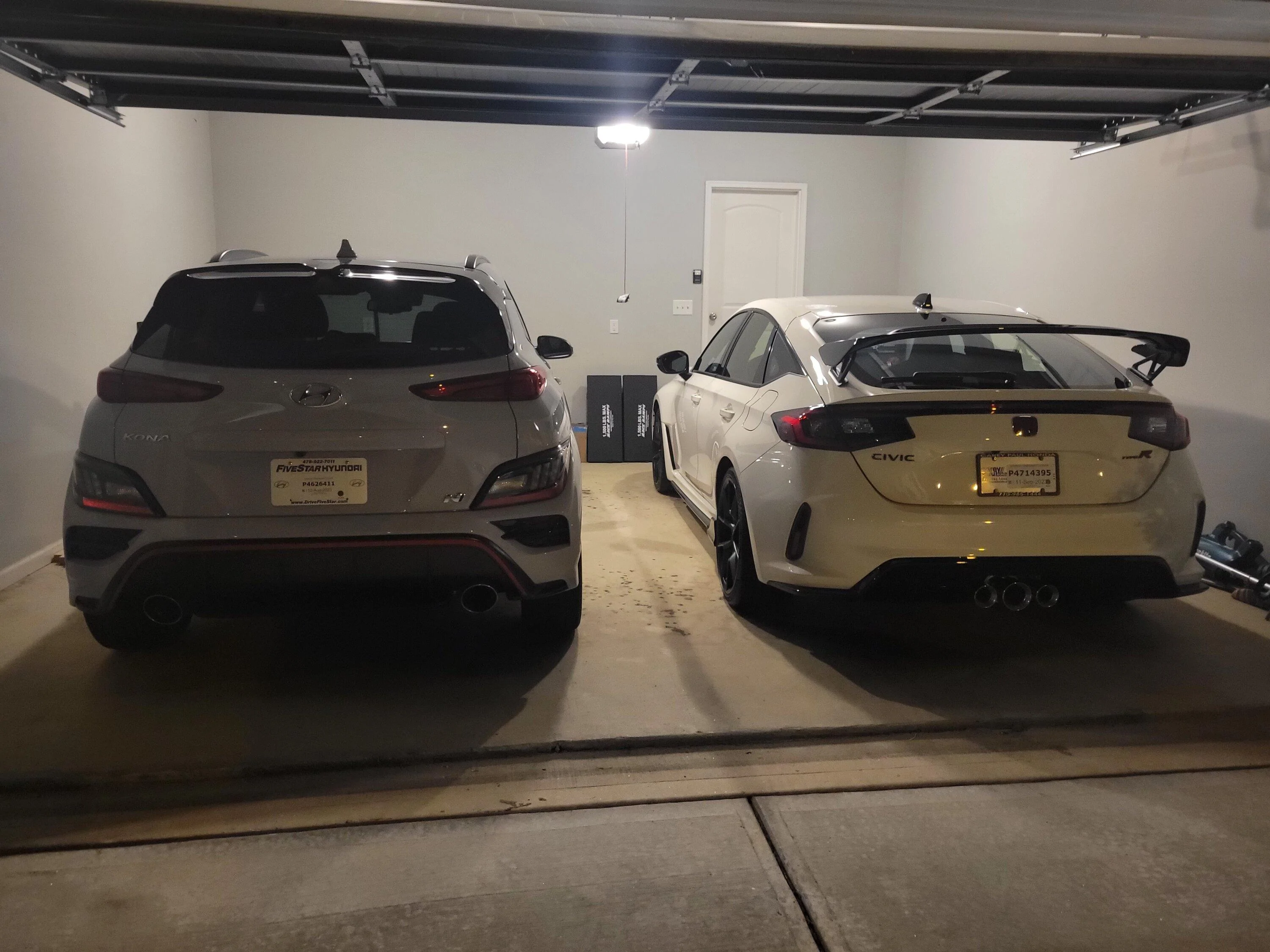 11th Gen Honda Civic Post your FL5 Civic Type R delivery pics! 🙌 📸 20230728_212159