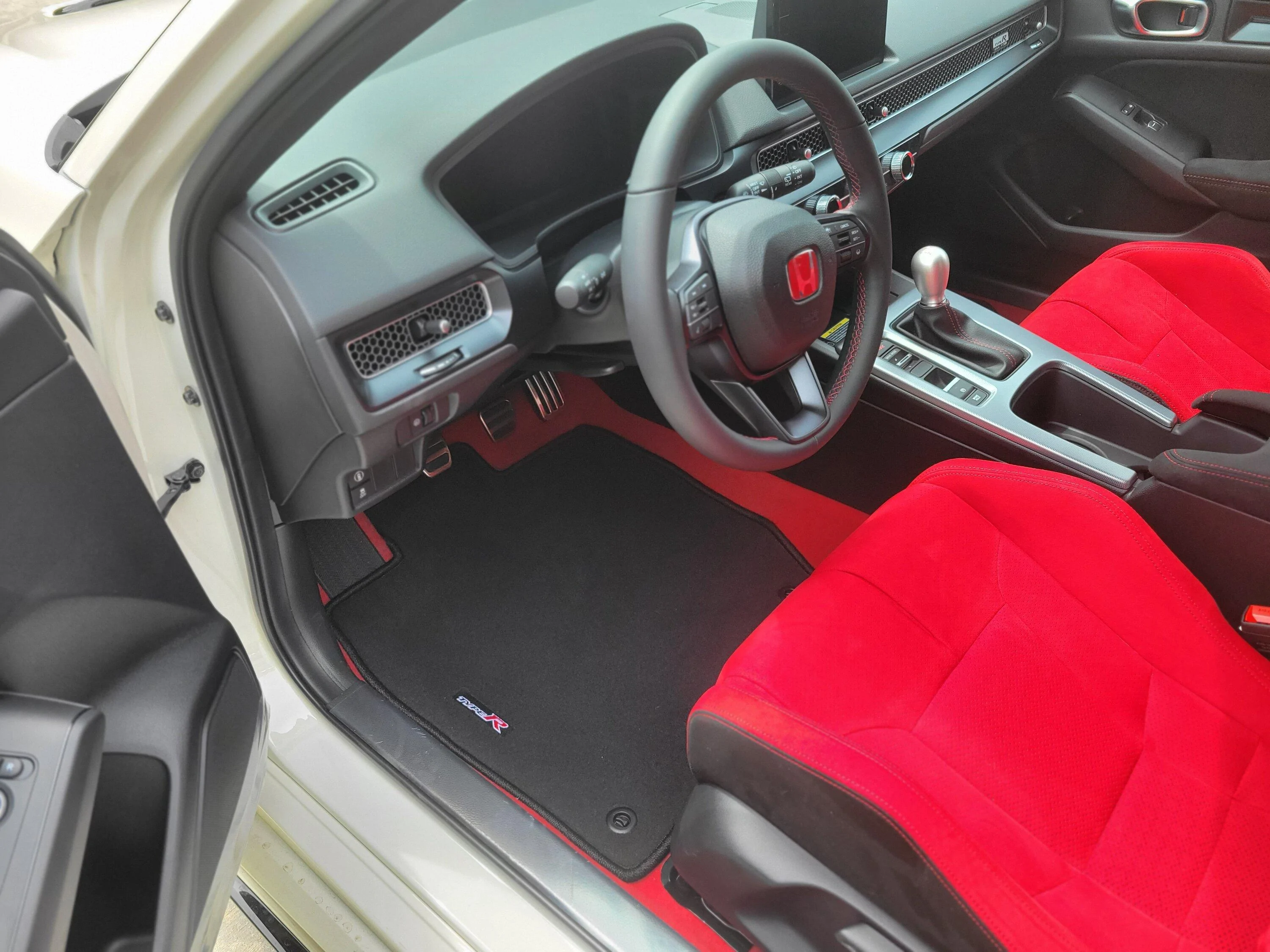 11th Gen Honda Civic Recommended floor mats 20230810_123045