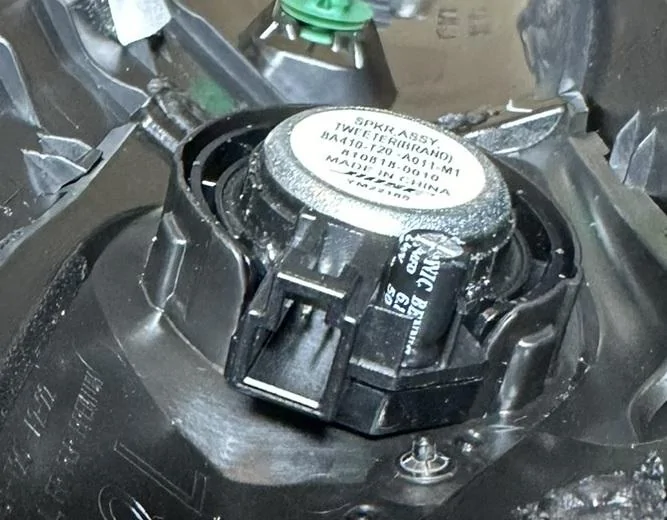 11th Gen Honda Civic Icehawk's "OEM+" speaker upgrade OEM tweeter