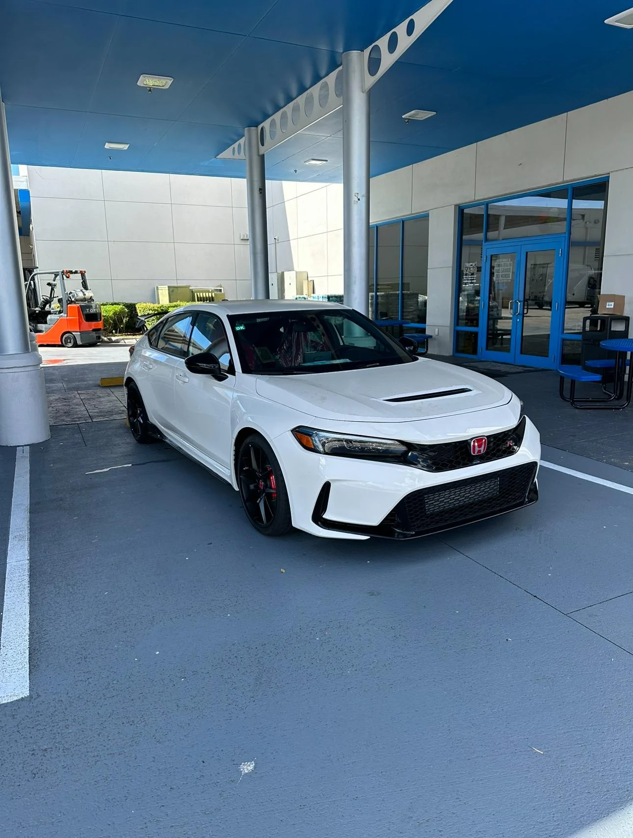 11th Gen Honda Civic Post your FL5 Civic Type R delivery pics! 🙌 📸 IMG_0519