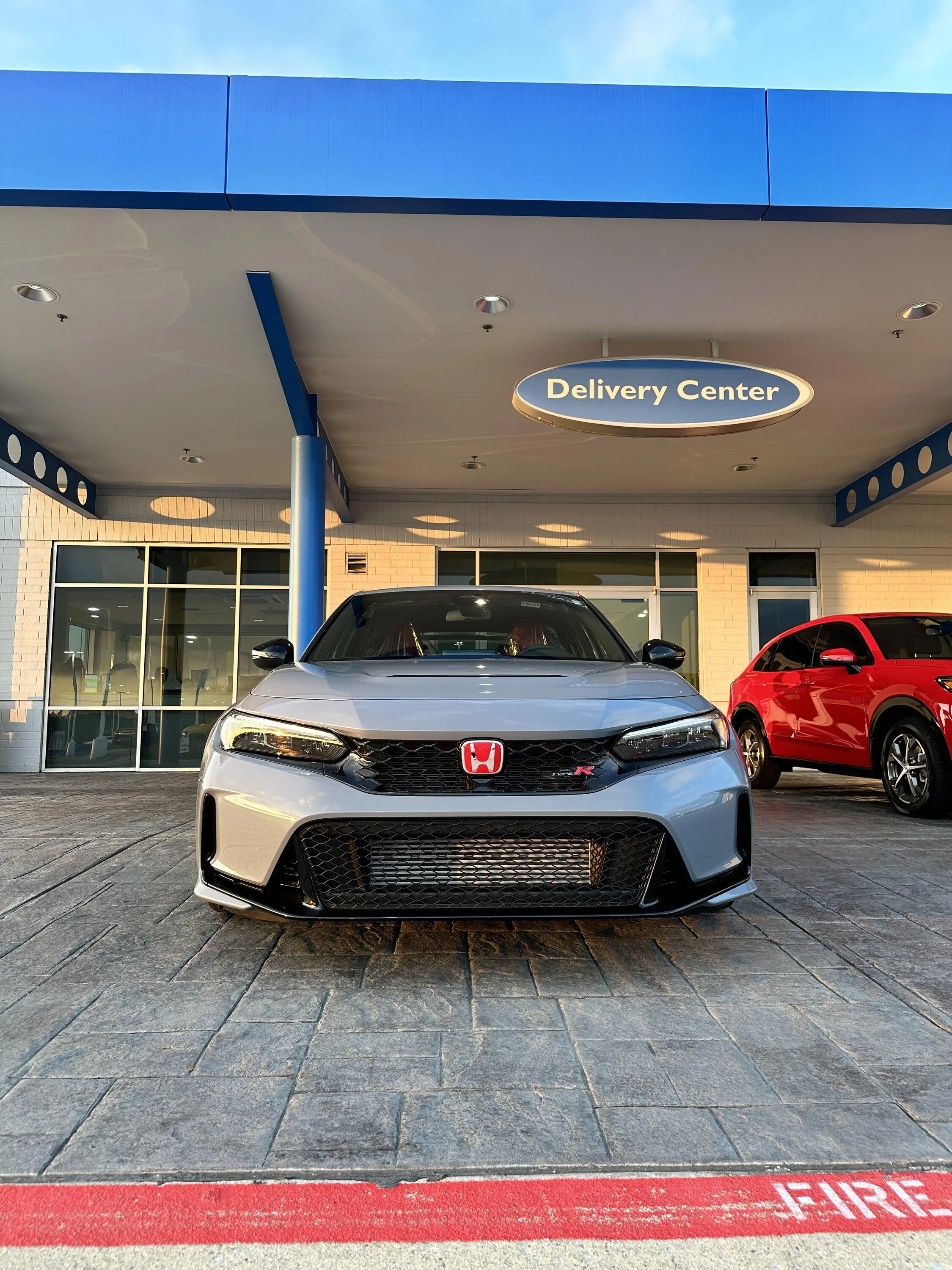 11th Gen Honda Civic Post your FL5 Civic Type R delivery pics! 🙌 📸 IMG_4973