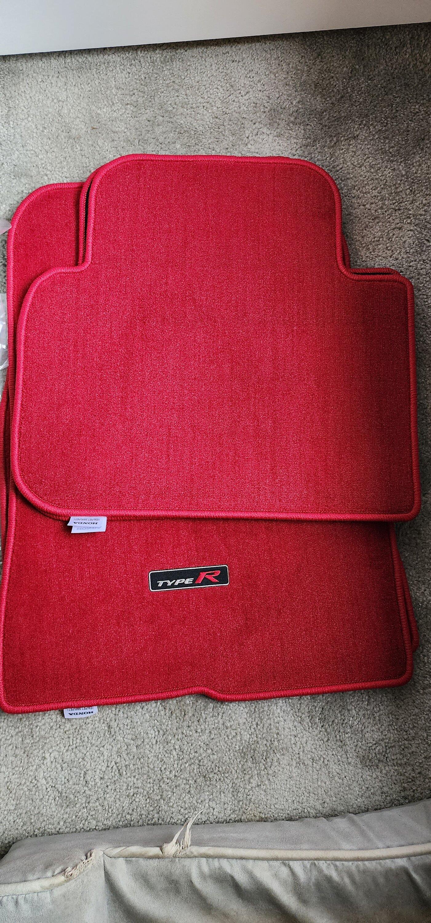 11th Gen Honda Civic Like New FL5 Type R Alcantara Steering Wheel, Stock Shift Knob, Floor Mats 20231203_113352