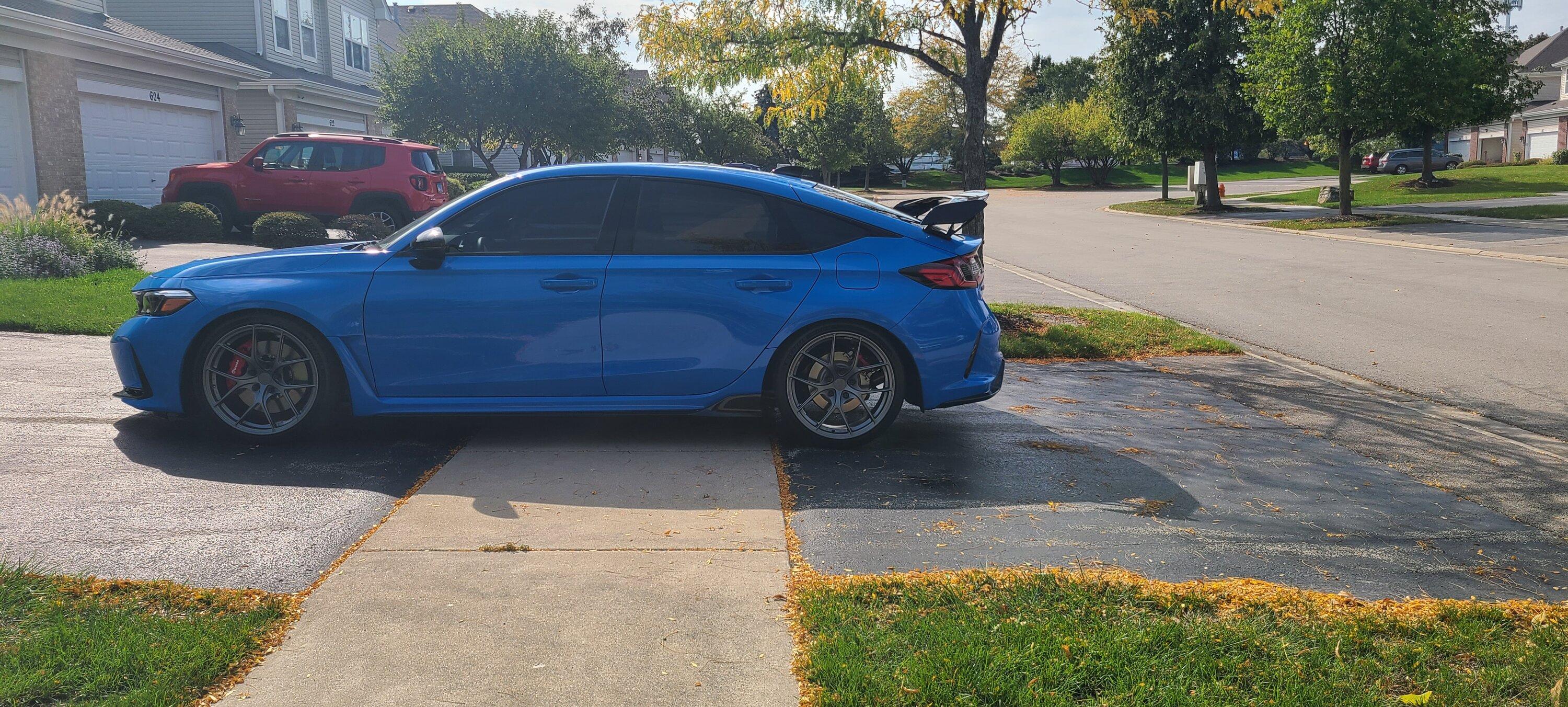11th Gen Honda Civic Gauging Interest, SCCA BS Legal Fitment Titan 7 wheels 20231004_113909