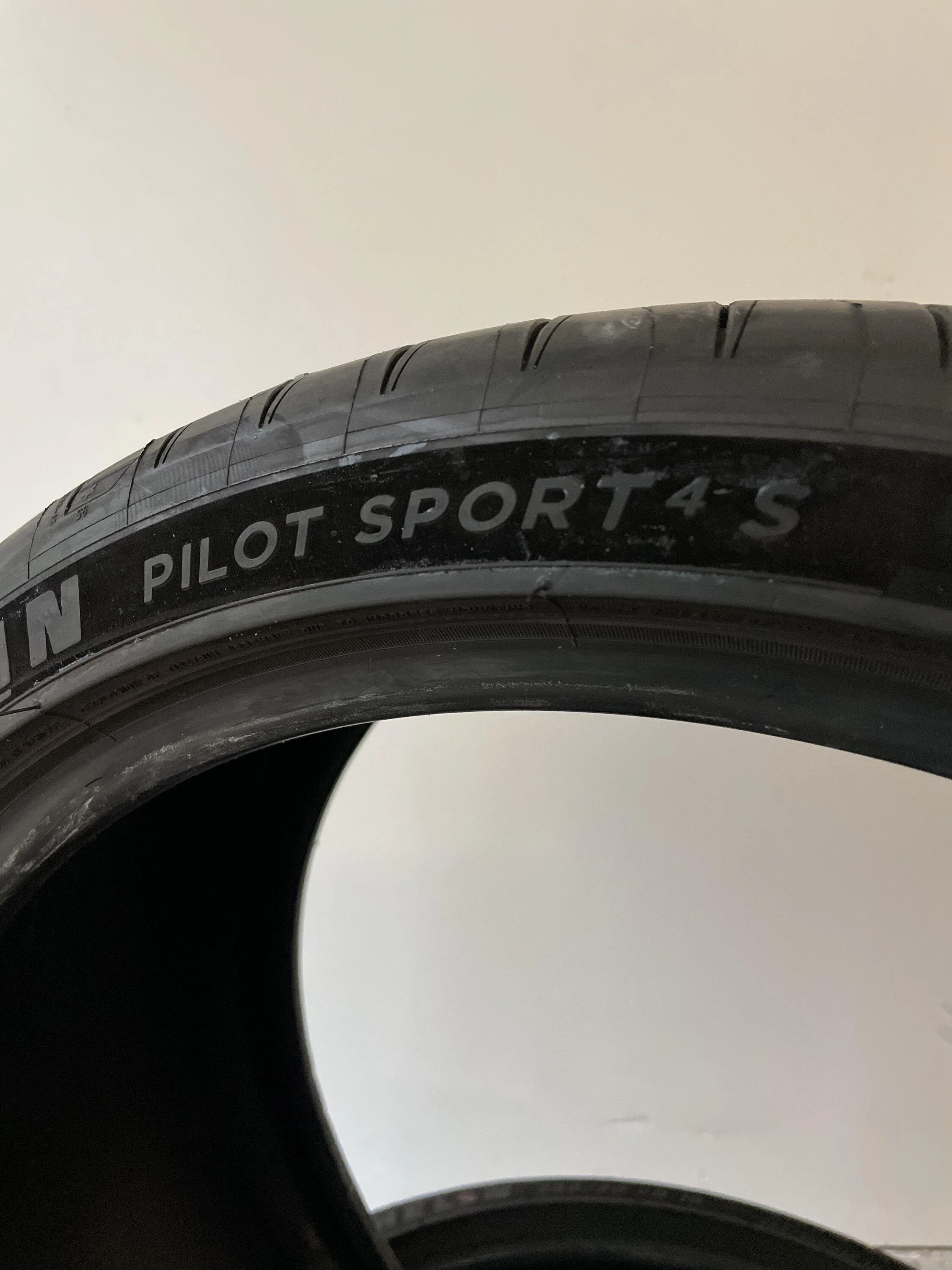 11th Gen Honda Civic OEM FL5 Tires - Pilot Sport 4 S 265/30/19 - Used for 1600 Miles IMG_4168