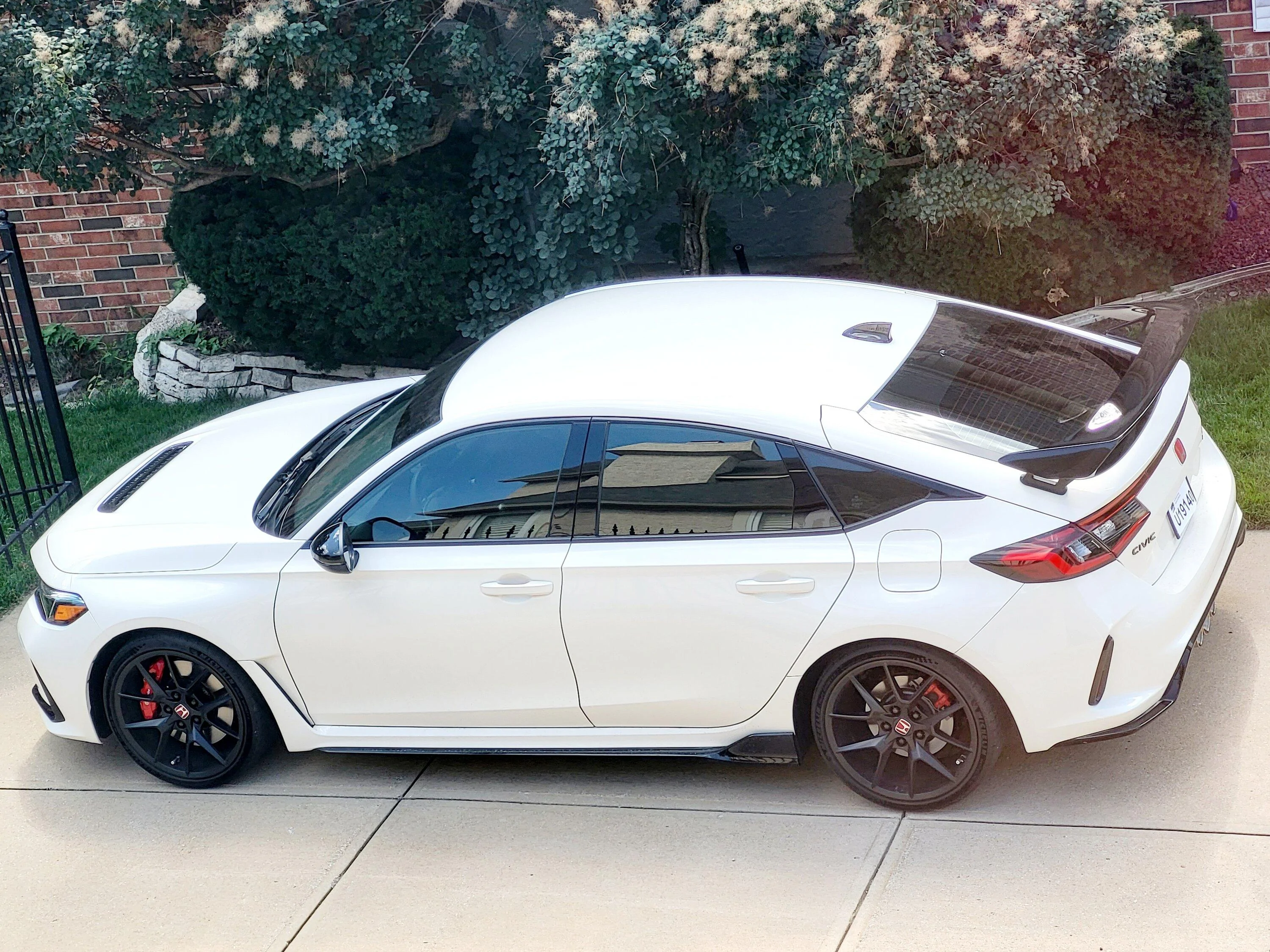11th Gen Honda Civic Official CHAMPIONSHIP WHITE FL5 Type R Photos Thread 20230812_153922