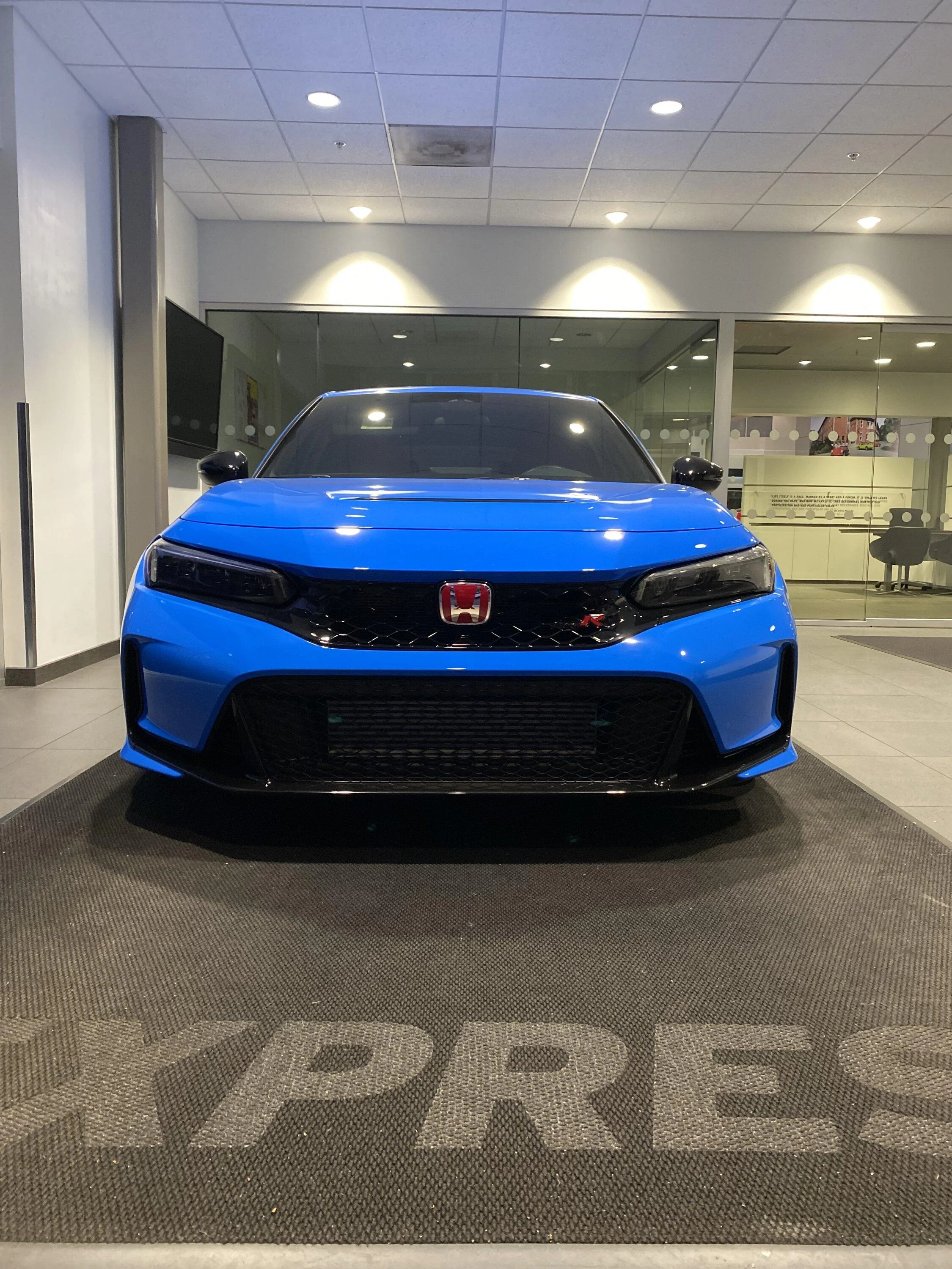 11th Gen Honda Civic Official BOOST BLUE FL5 Type R Photos Thread 72917263649__08DD4ABD-6016-419D-B319-E57A2EB27C4D
