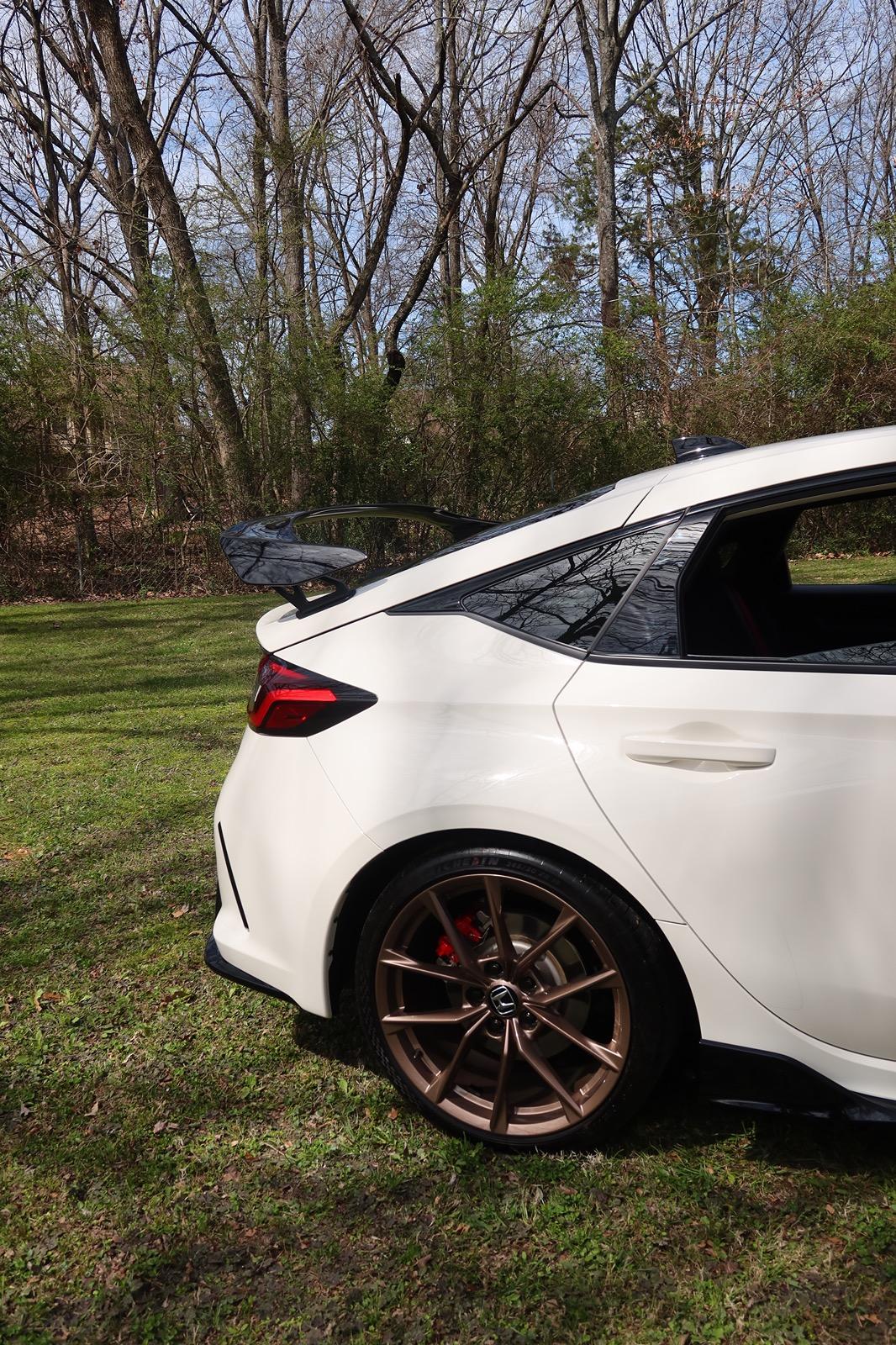 11th Gen Honda Civic Got some decent pics after a good cleaning with my Bronze ITS wheels IMG_1337