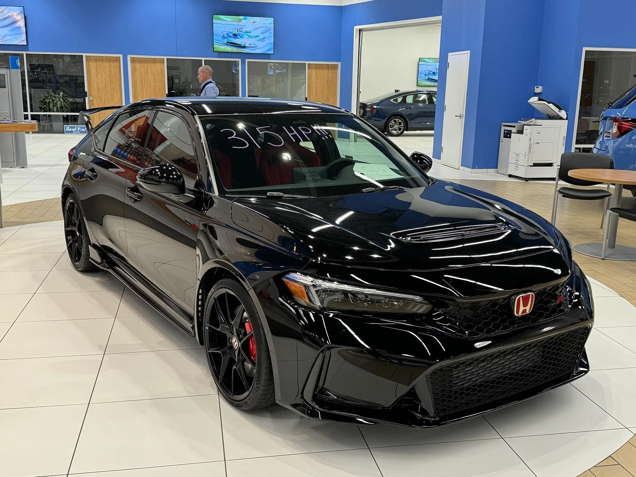 11th Gen Honda Civic Post your FL5 Civic Type R delivery pics! 🙌 📸 IMG_0070