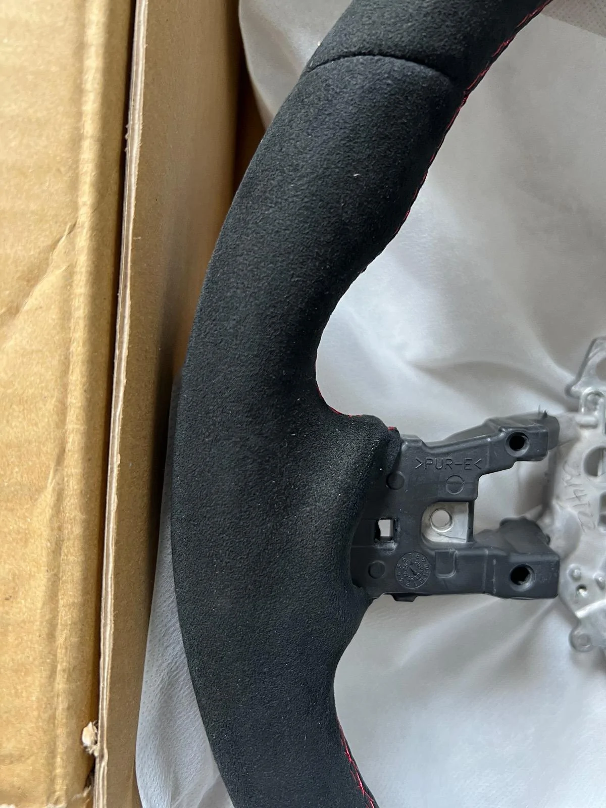 11th Gen Honda Civic Honda Alcantara Steering Wheel SOLD IMG_9235