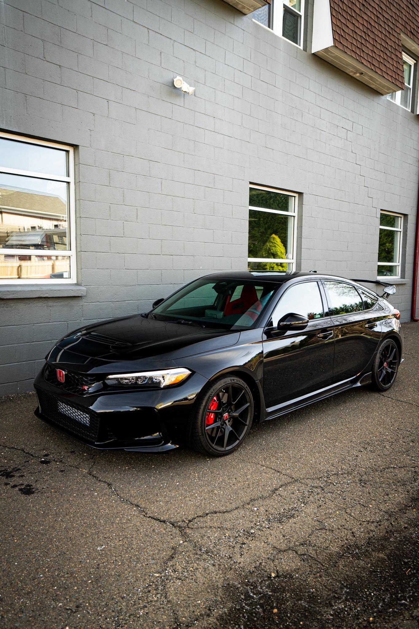 11th Gen Honda Civic Official CRYSTAL BLACK PEARL FL5 Type R Photos Thread Bd5gO4T