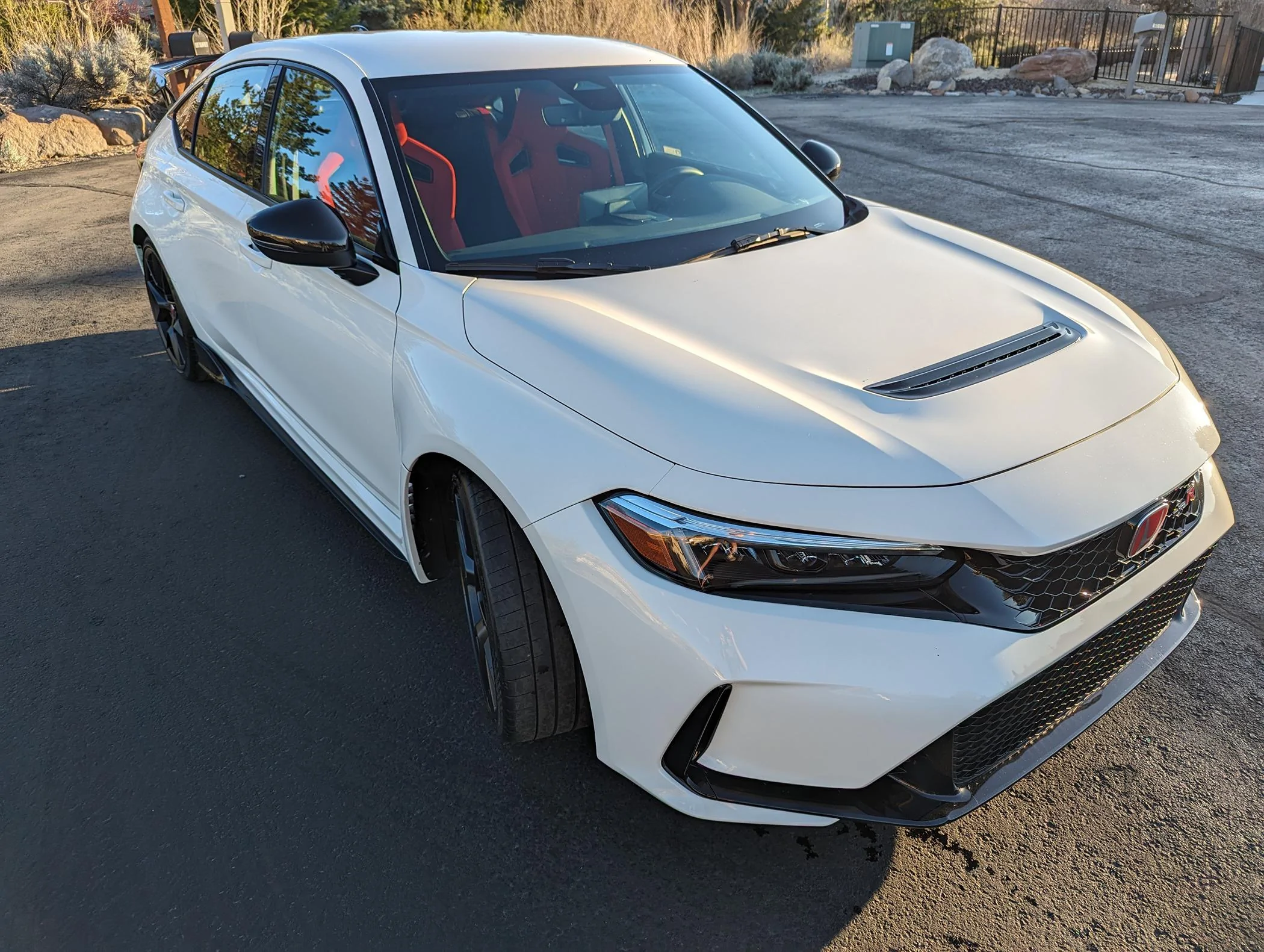 11th Gen Honda Civic 2023 Civic Type R 4900 Miles Championship White Reno, NV/NorCal PXL_20240412_014402400