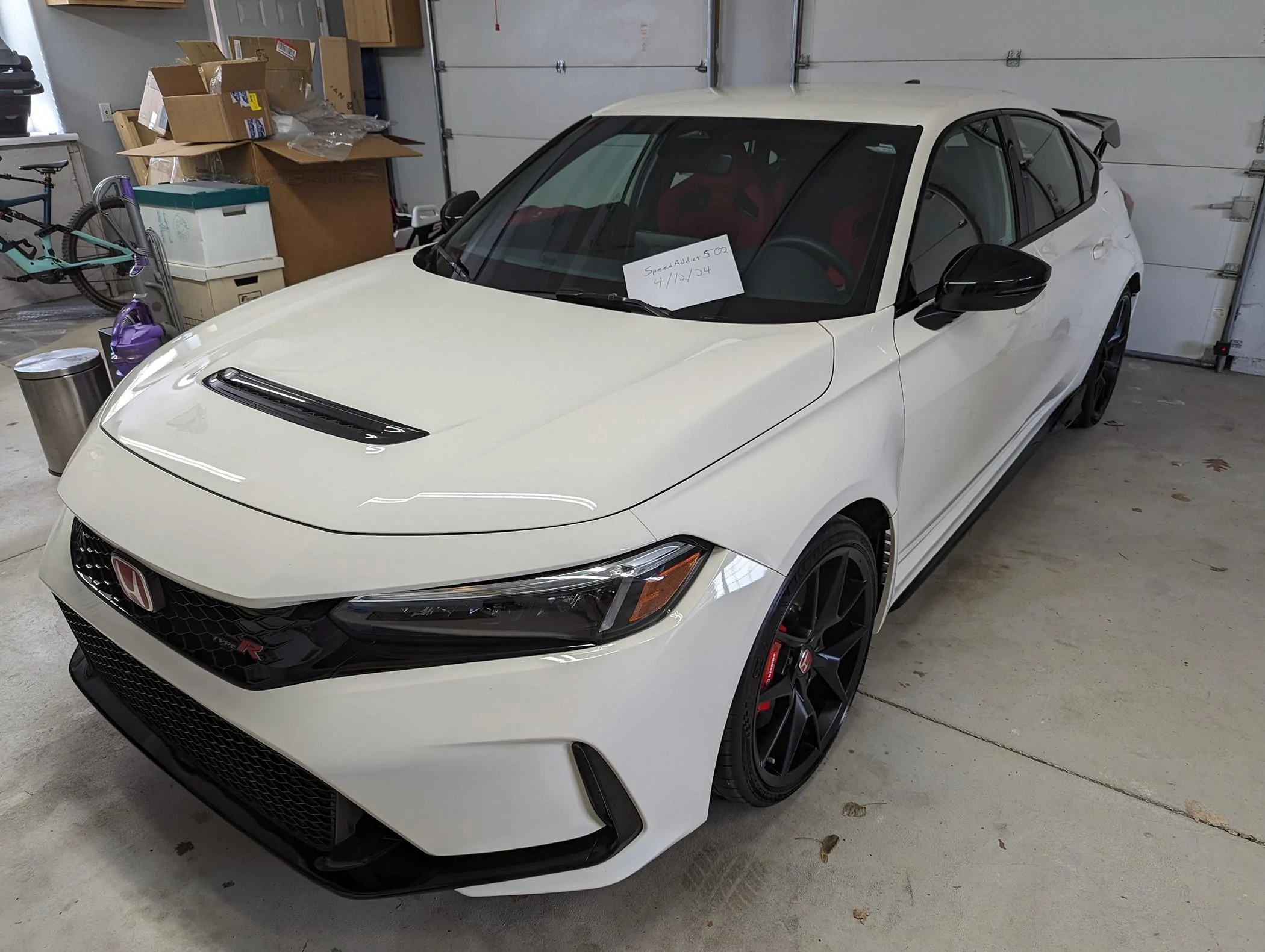 11th Gen Honda Civic 2023 Civic Type R 4900 Miles Championship White Reno, NV/NorCal PXL_20240412_222923431
