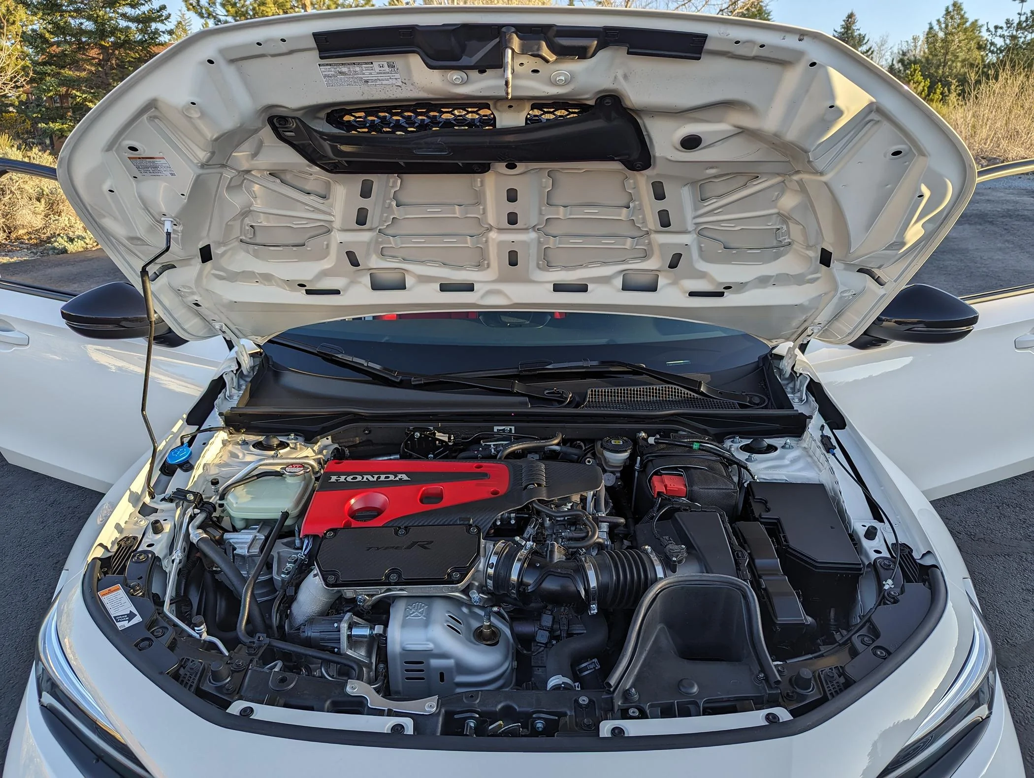 11th Gen Honda Civic 2023 Civic Type R 4900 Miles Championship White Reno, NV/NorCal PXL_20240412_015037252