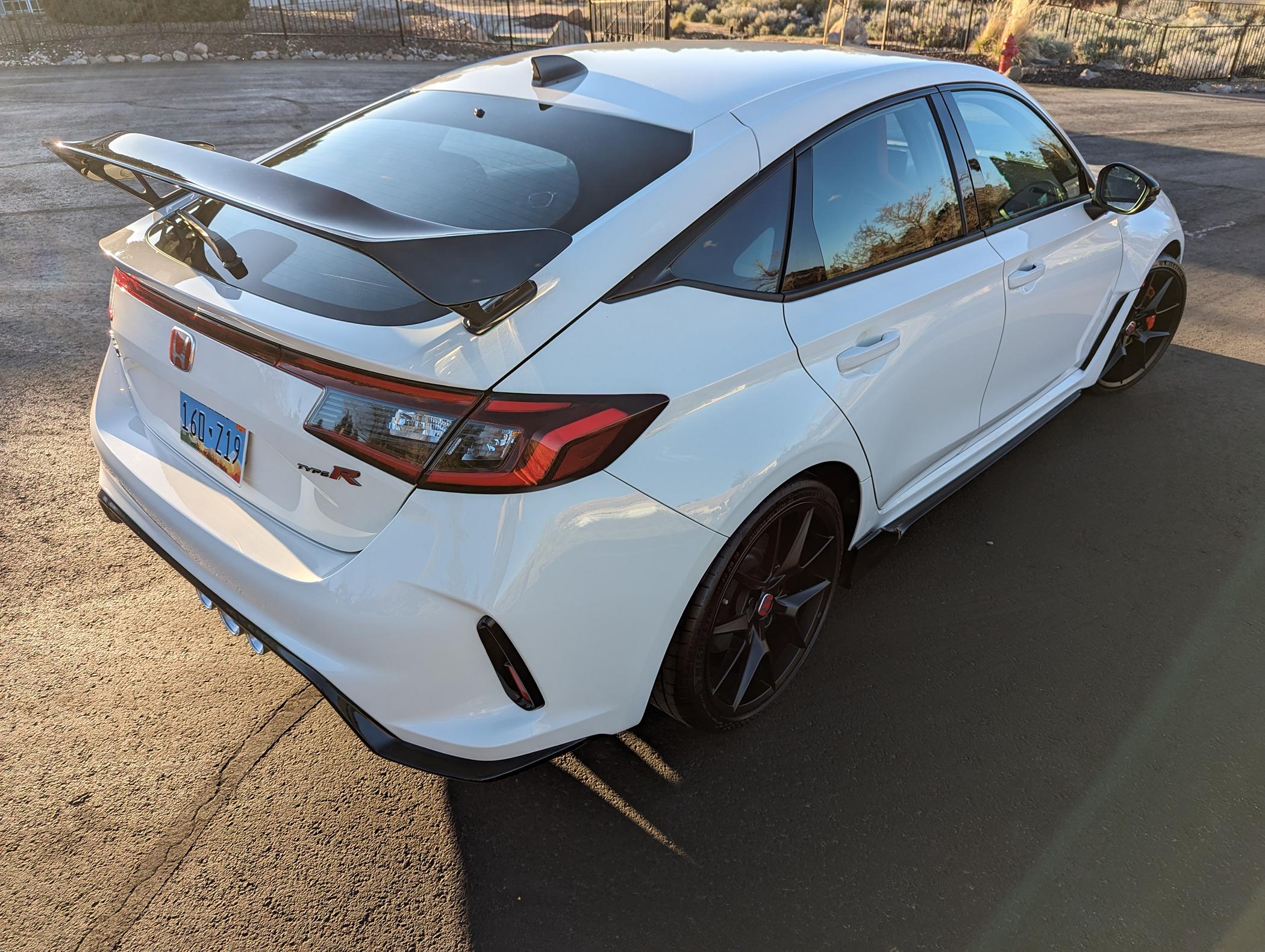 11th Gen Honda Civic 2023 Civic Type R 4900 Miles Championship White Reno, NV/NorCal PXL_20240412_014337778