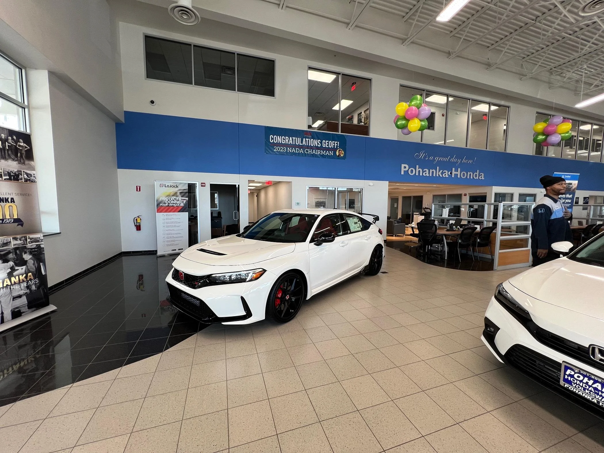 11th Gen Honda Civic Post your FL5 Civic Type R delivery pics! 🙌 📸 IMG_3201