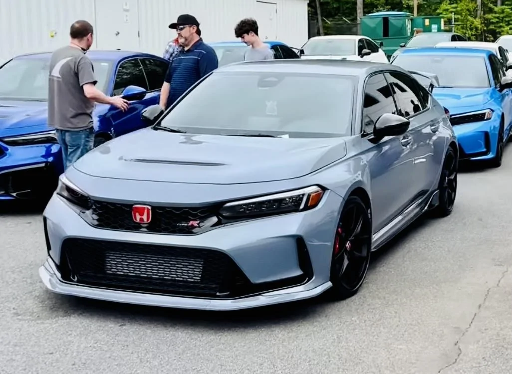 11th Gen Honda Civic What did you do to your FL5 today? IMG_2029