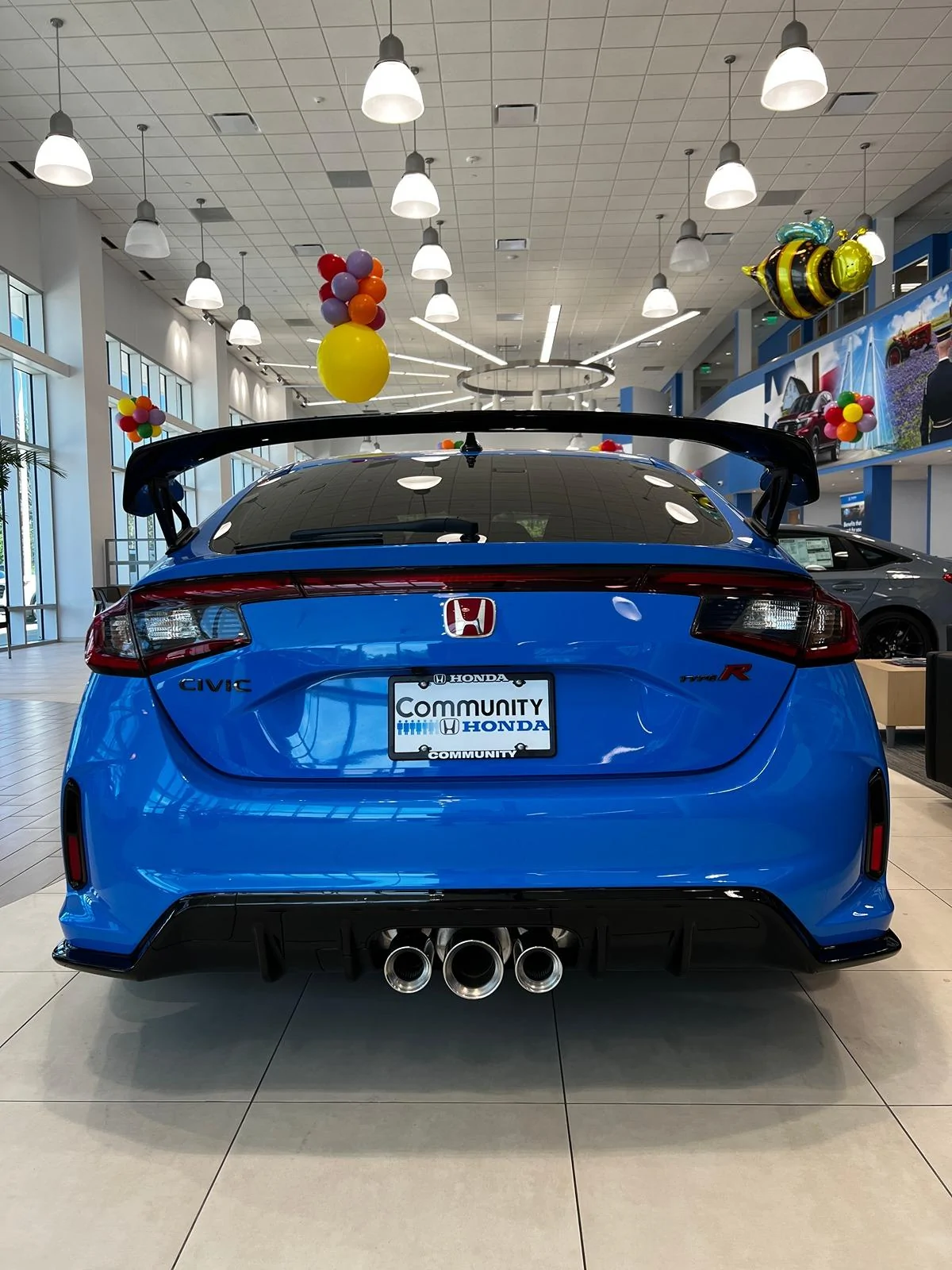 11th Gen Honda Civic Post your FL5 Civic Type R delivery pics! 🙌 📸 IMG_1044