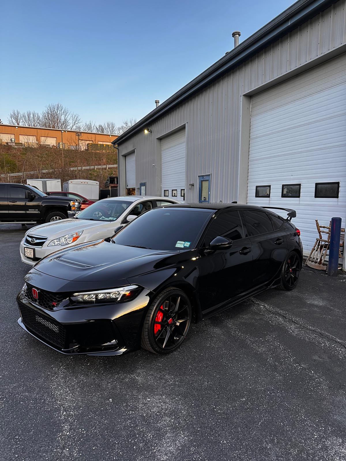 11th Gen Honda Civic Official CRYSTAL BLACK PEARL FL5 Type R Photos Thread AEEFE2B1-81D2-47BE-9F59-4D572DE2C719