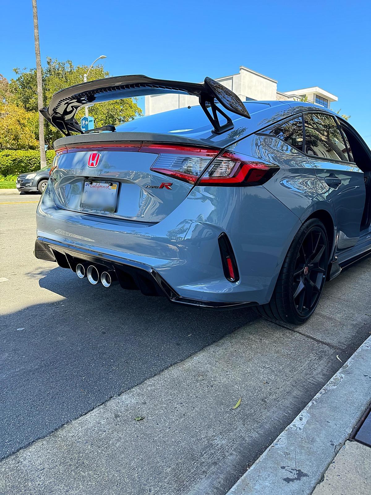 11th Gen Honda Civic Thoughts on the carbon fibre wing? IMG_1725