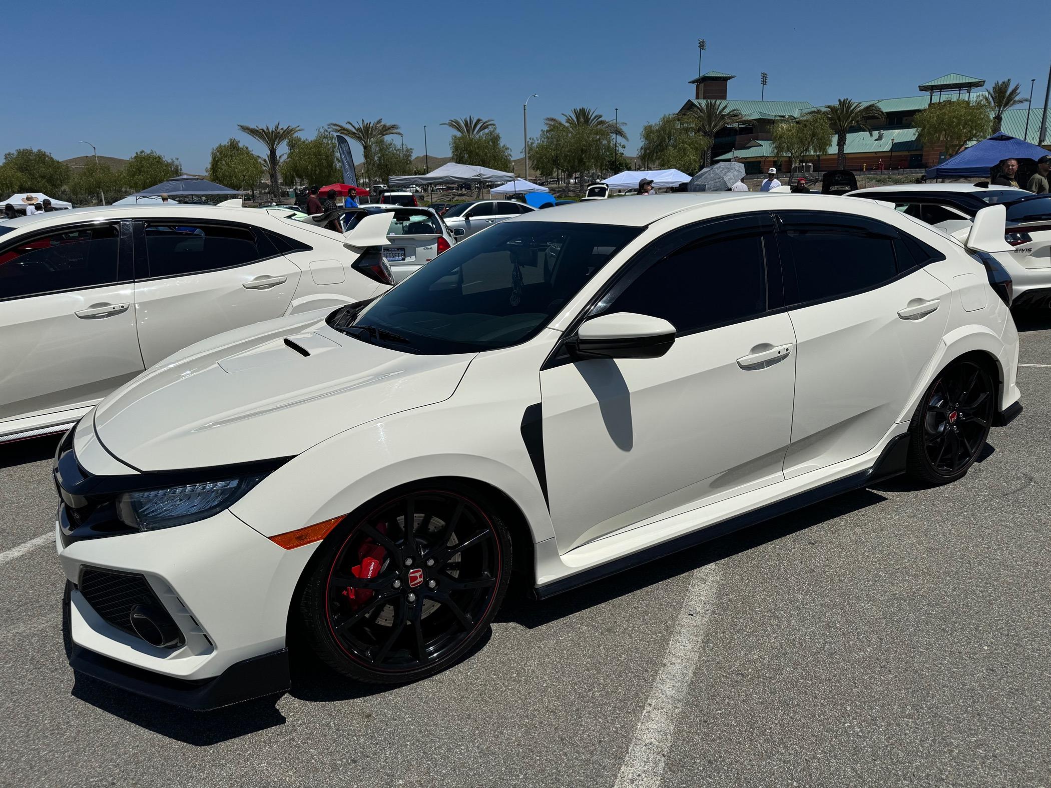 11th Gen Honda Civic What did you do to your FL5 today? IMG_1876