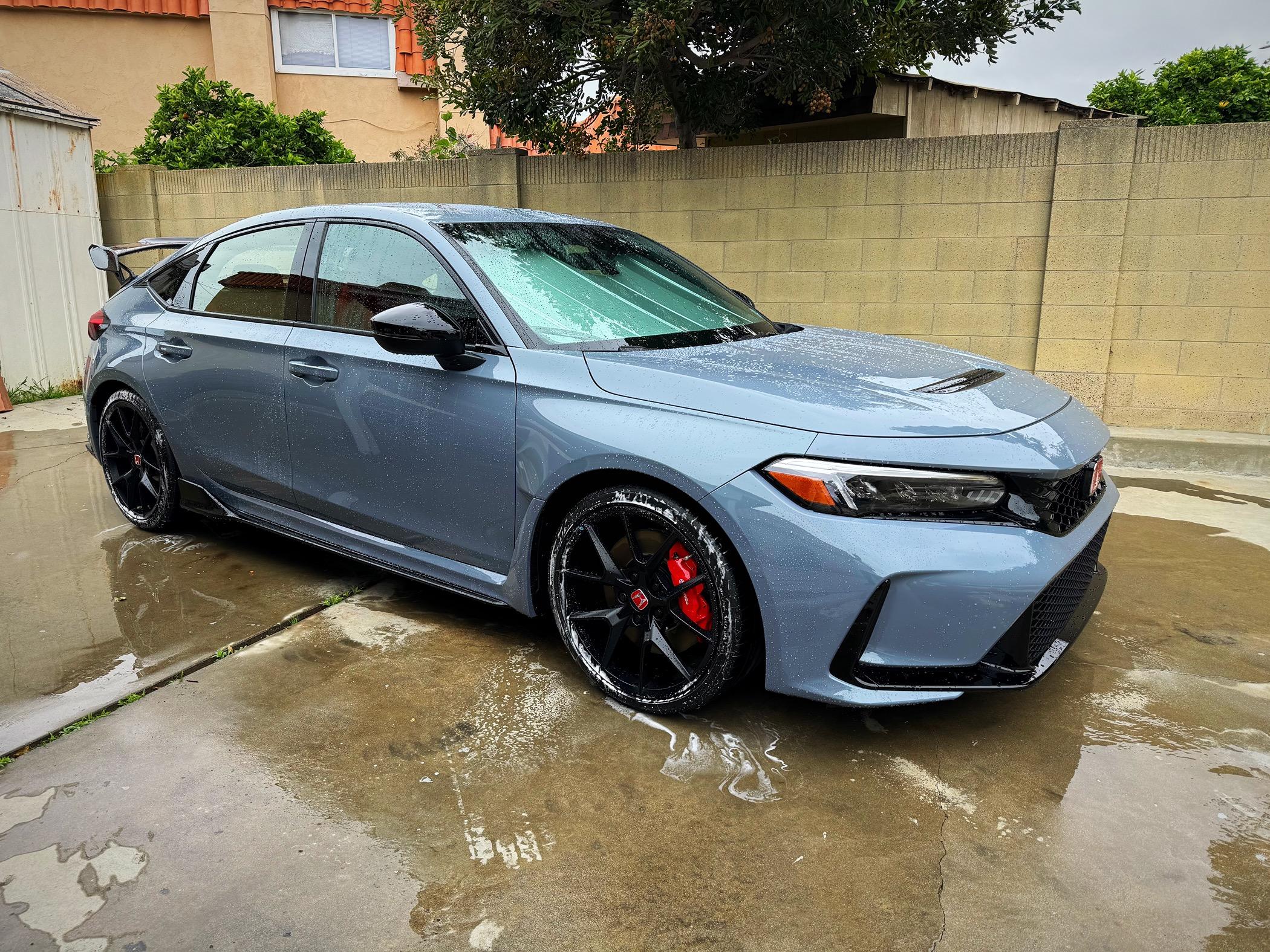 11th Gen Honda Civic What did you do to your FL5 today? IMG_1890