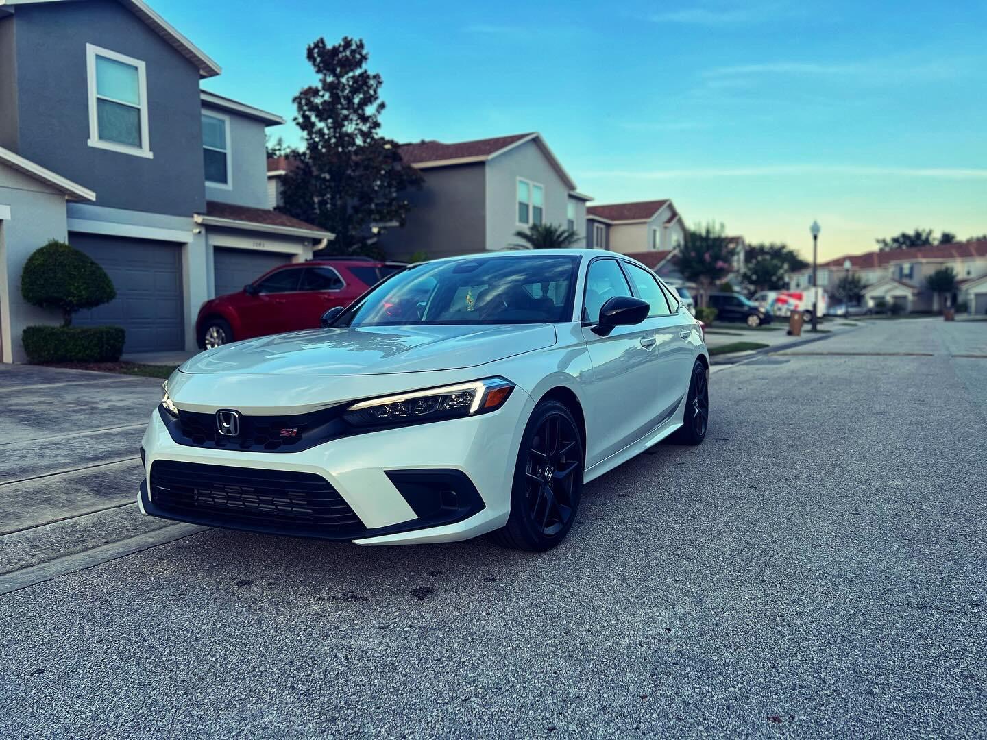 11th Gen Honda Civic Hello all new here and new to honda game A8556FD7-48F0-4785-A297-83AD736981F6