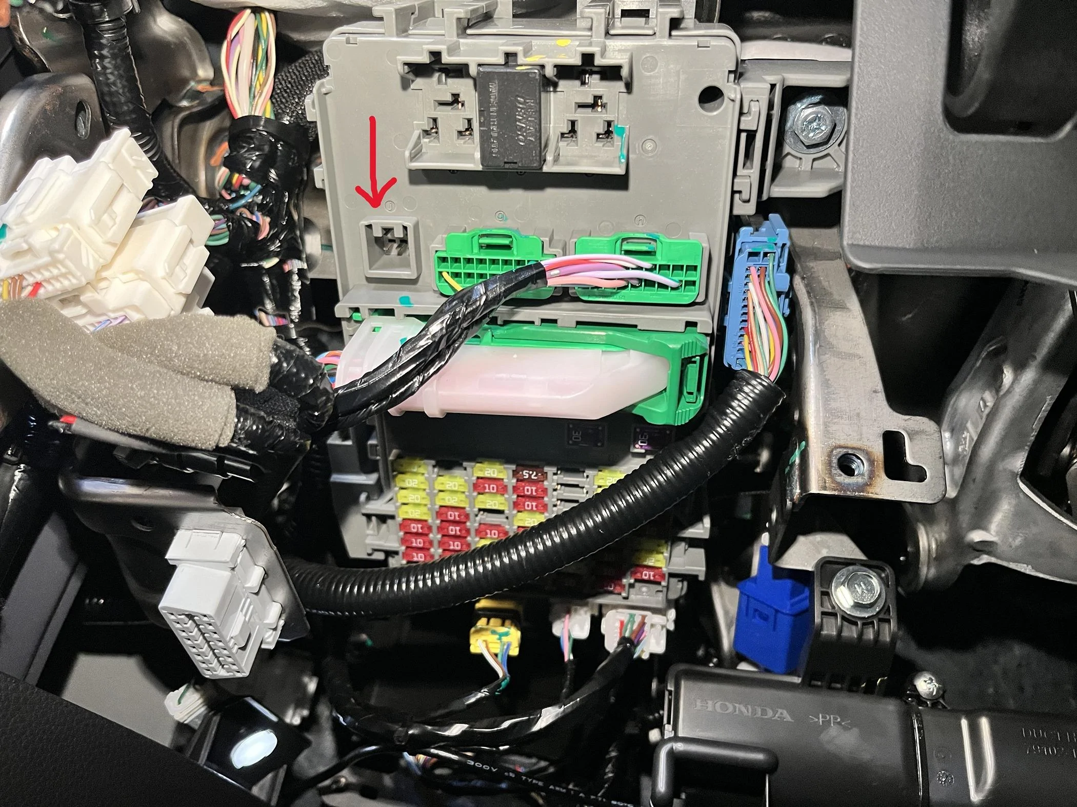 11th Gen Honda Civic Under-Dash Fuse box 6-Pin Optional Socket Pinout Fusebox