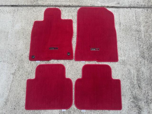 11th Gen Honda Civic OEM FL5 Floor Mats floormat1