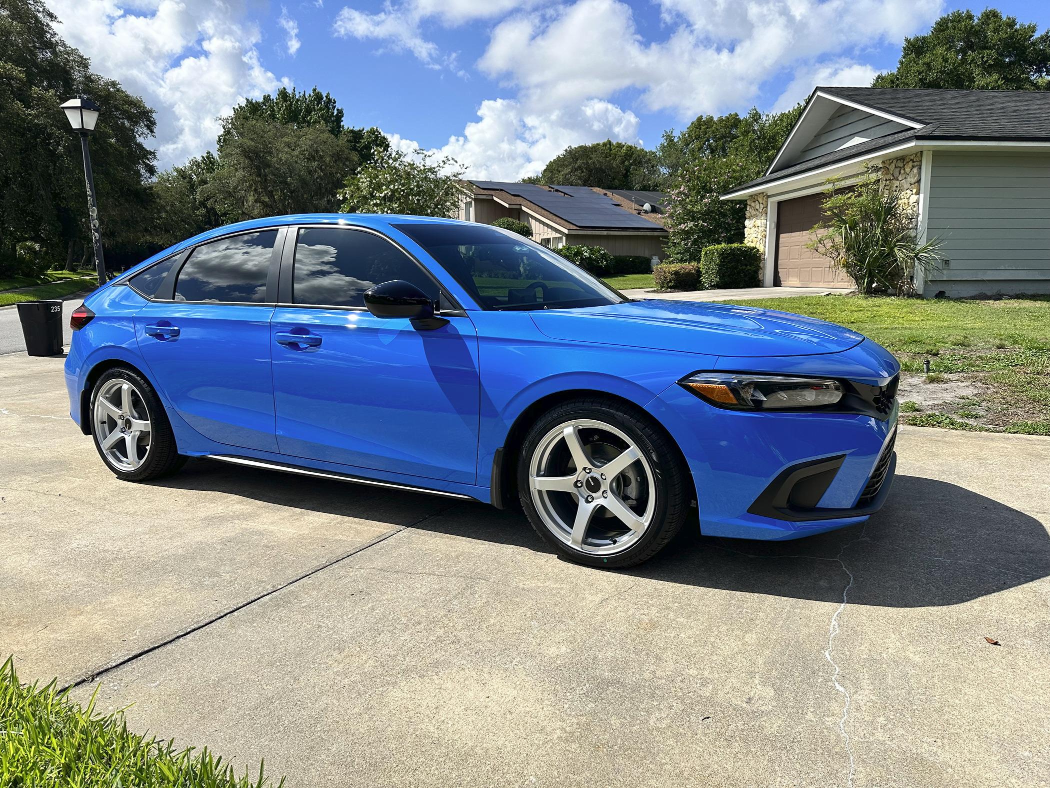 11th Gen Honda Civic New wheels and tires IMG_1262.JPG