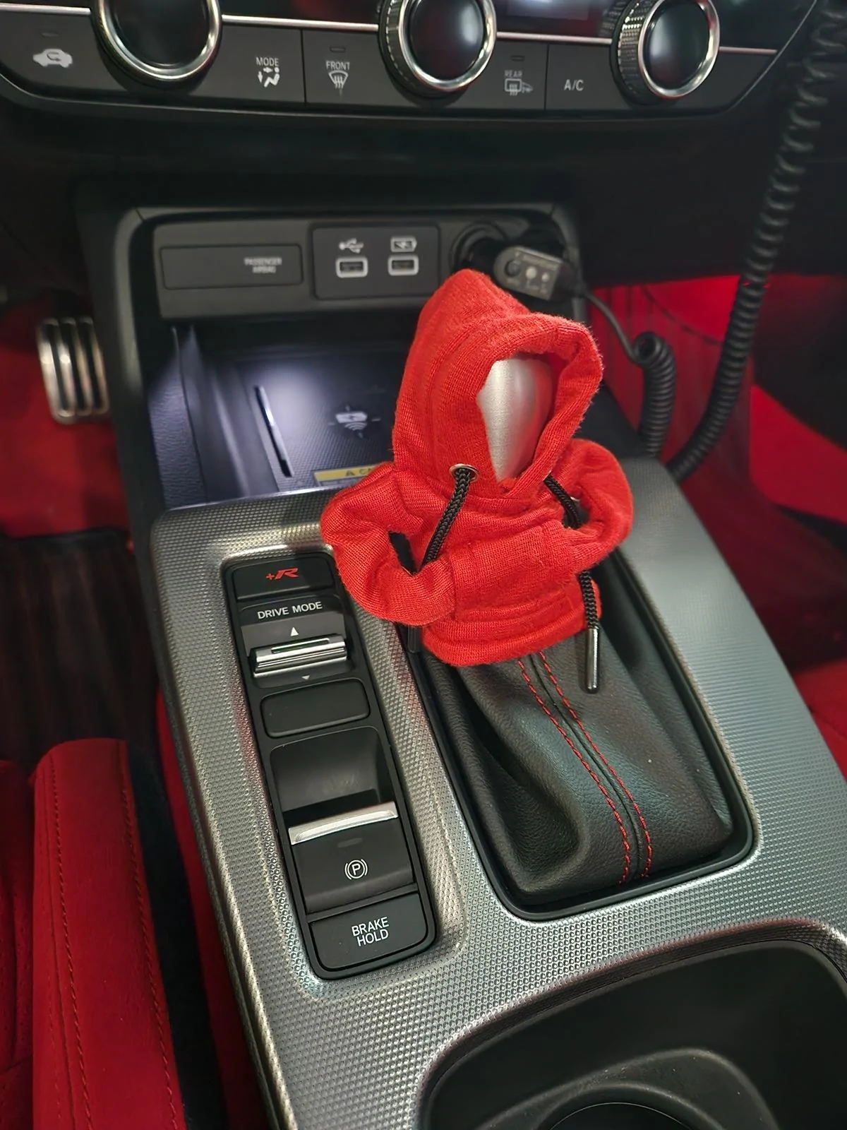 11th Gen Honda Civic Gear shift knob cover to beat the heat 1000004530