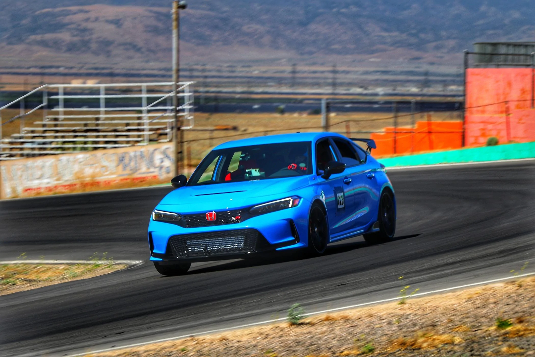 11th Gen Honda Civic Big willow track days and temp issues 1000063165