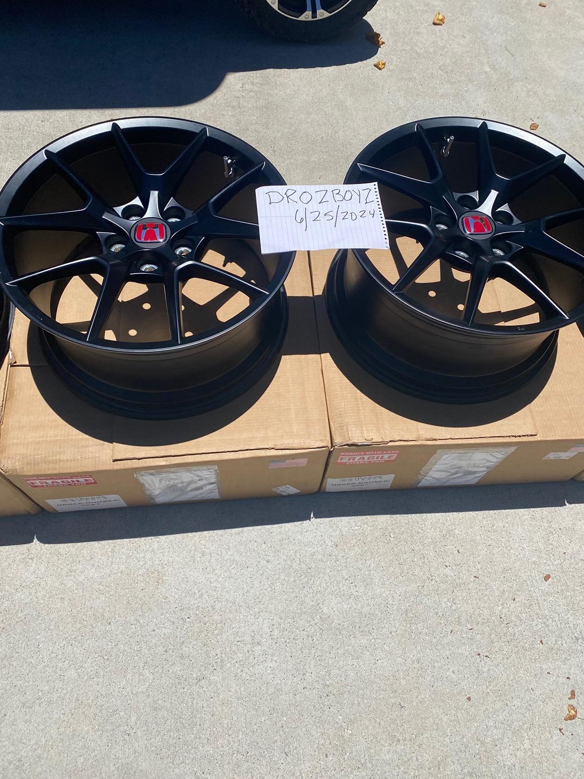 11th Gen Honda Civic OEM FL5 wheels IMG_7949