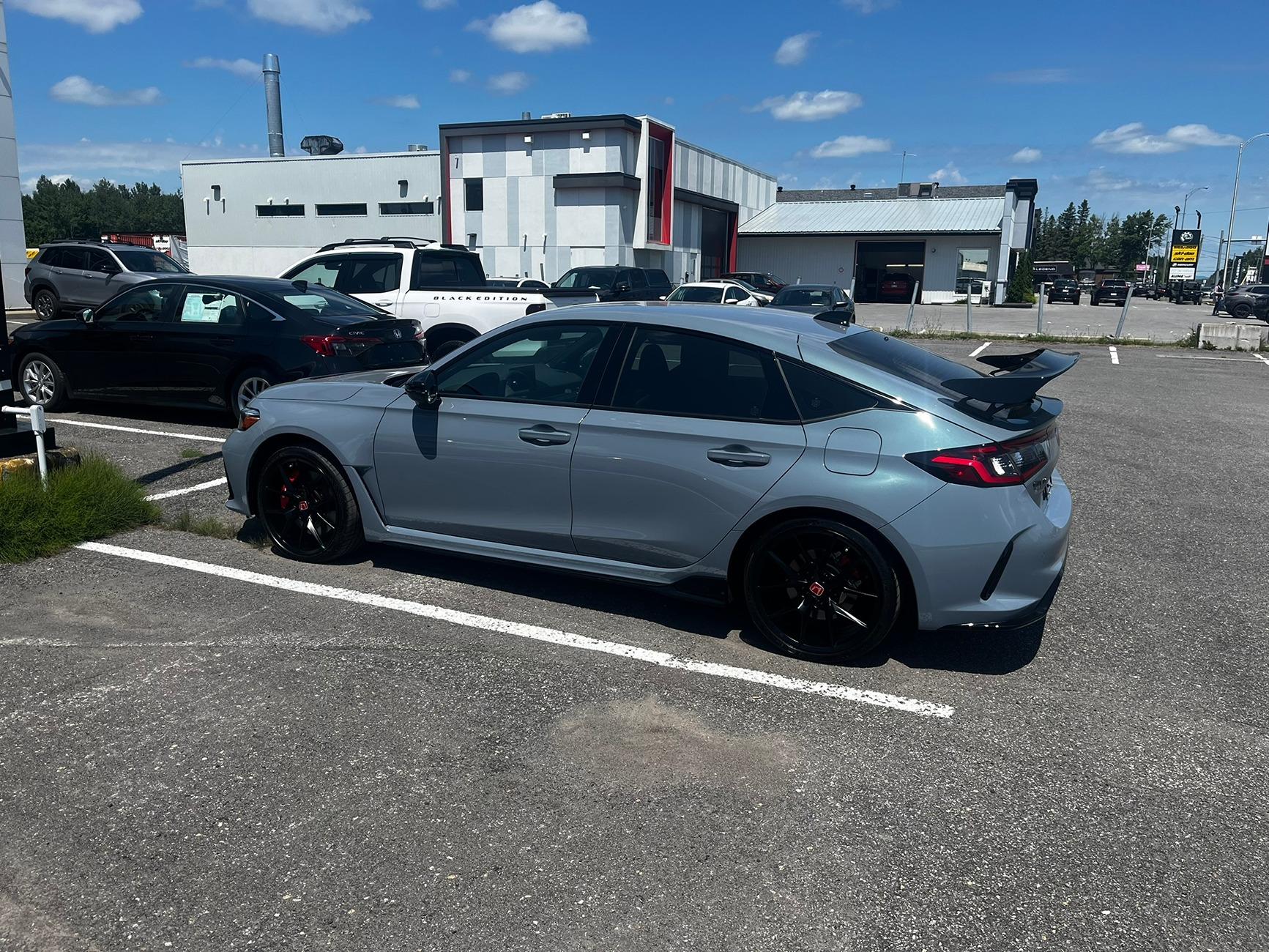 11th Gen Honda Civic Canadian dealer asked what colour Type R I want IMG_1669.JPEG