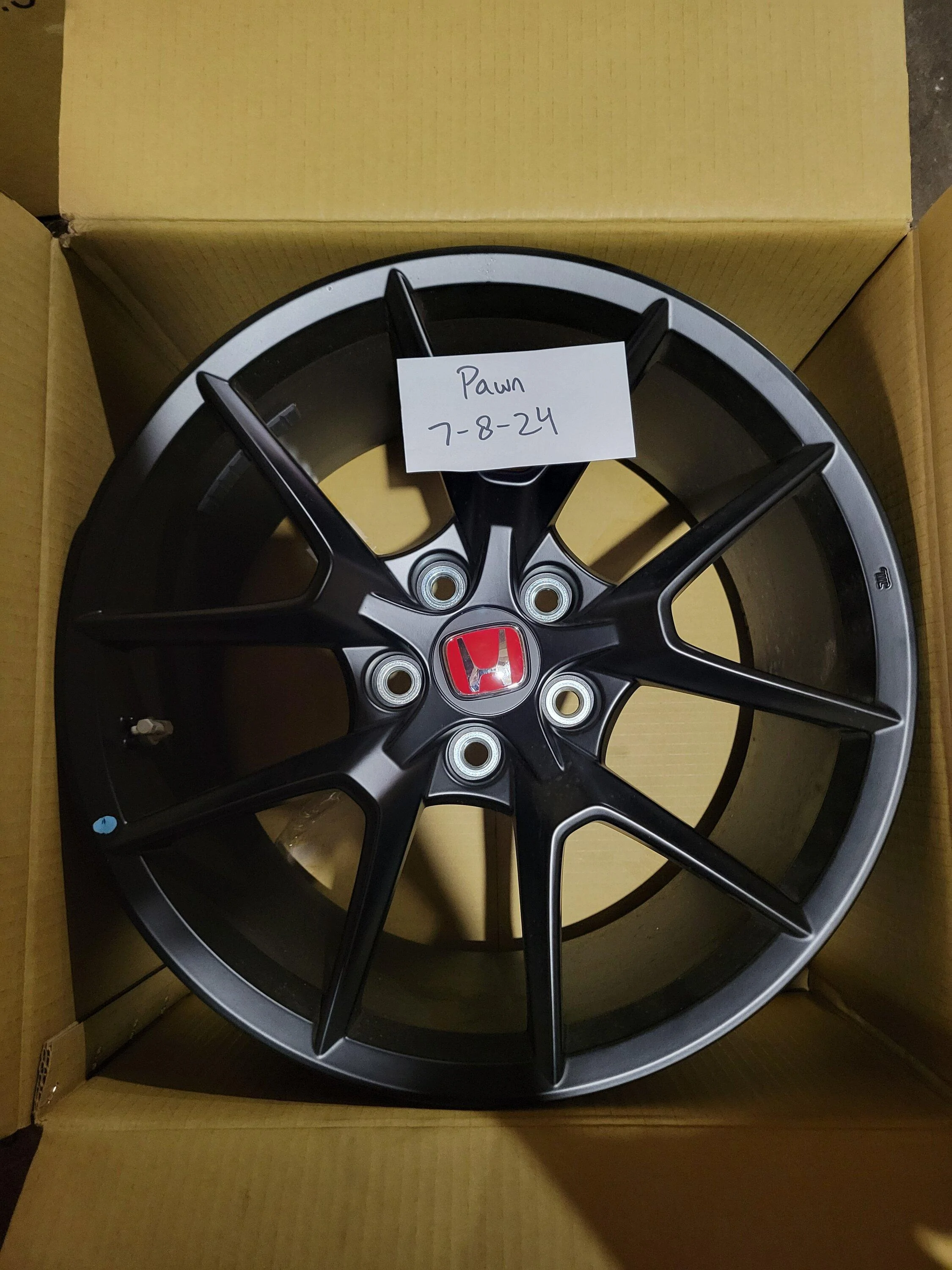 11th Gen Honda Civic OEM FL5 wheels 19x9.5 SOLD 20240708_073414